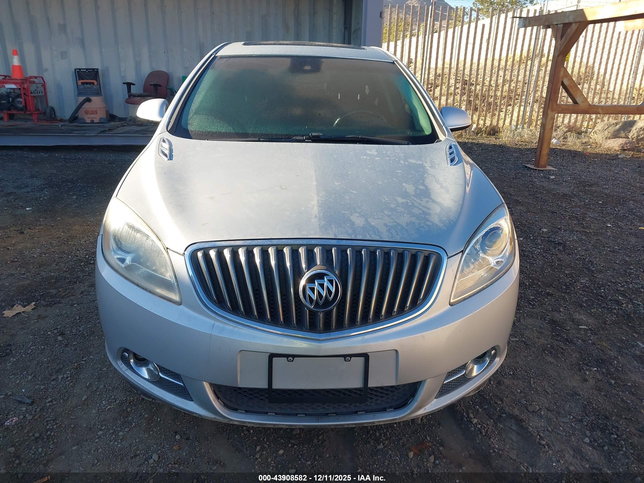 BUICK VERANO image 6