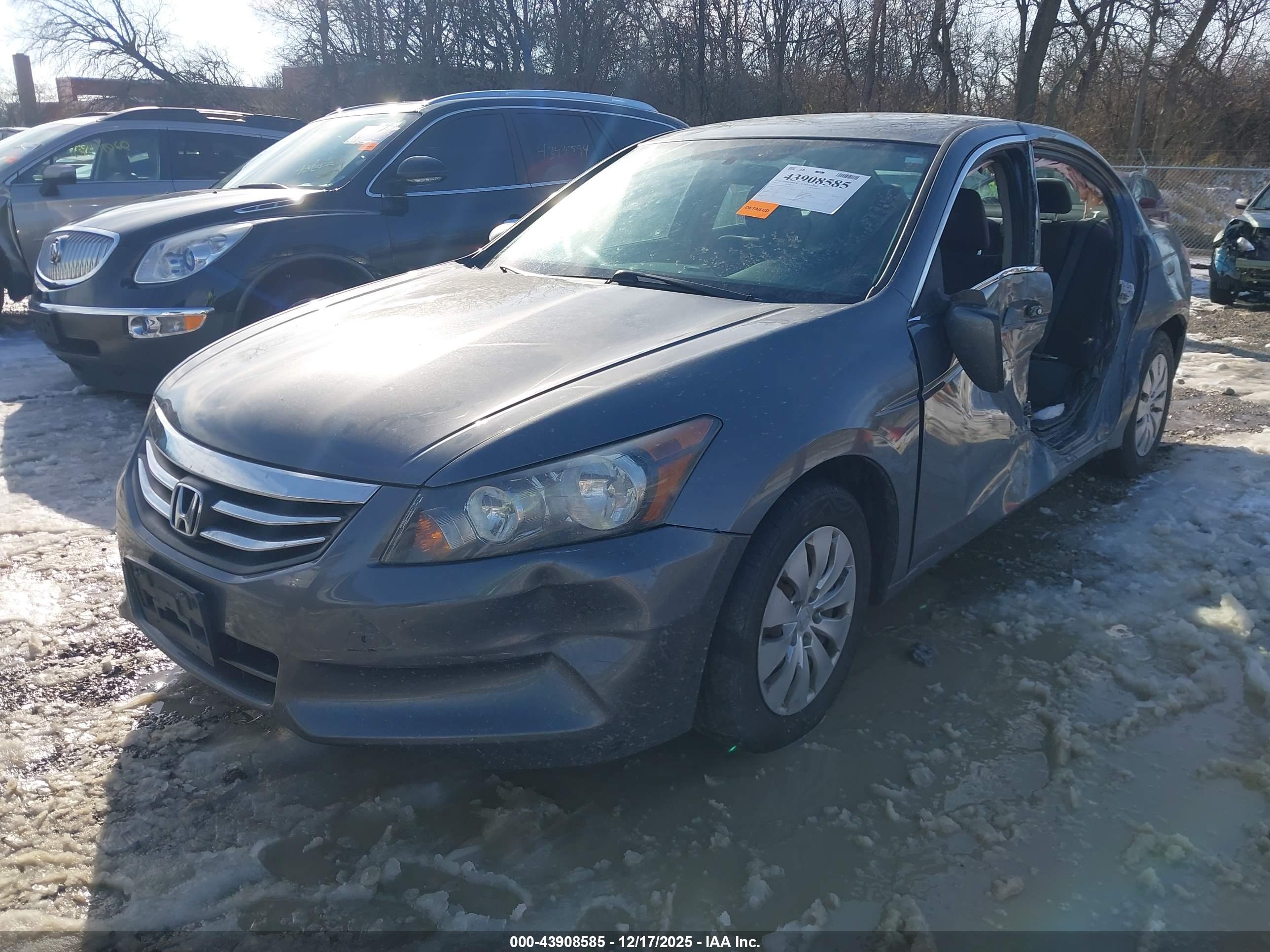 HONDA ACCORD image 2