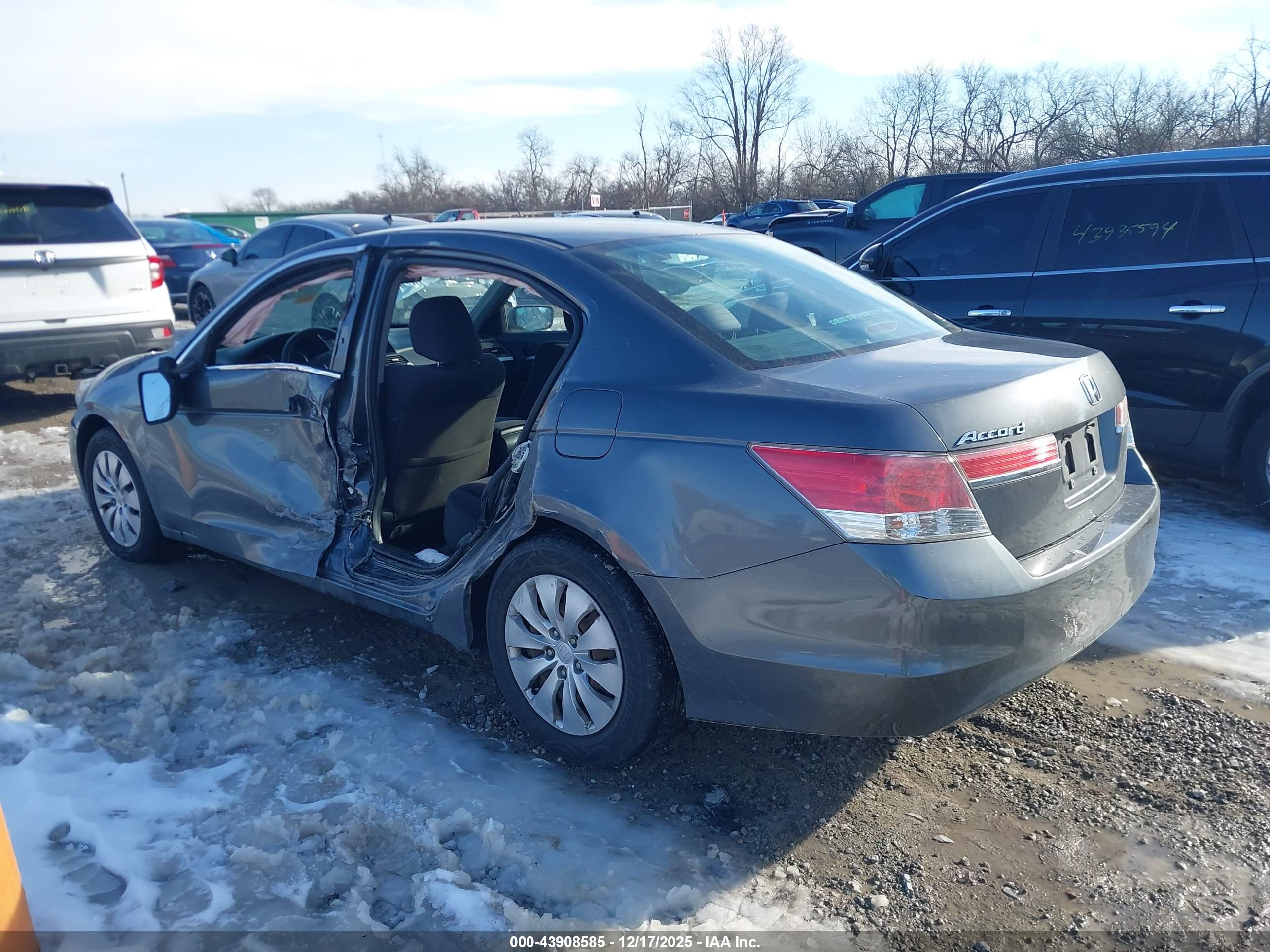 HONDA ACCORD image 3