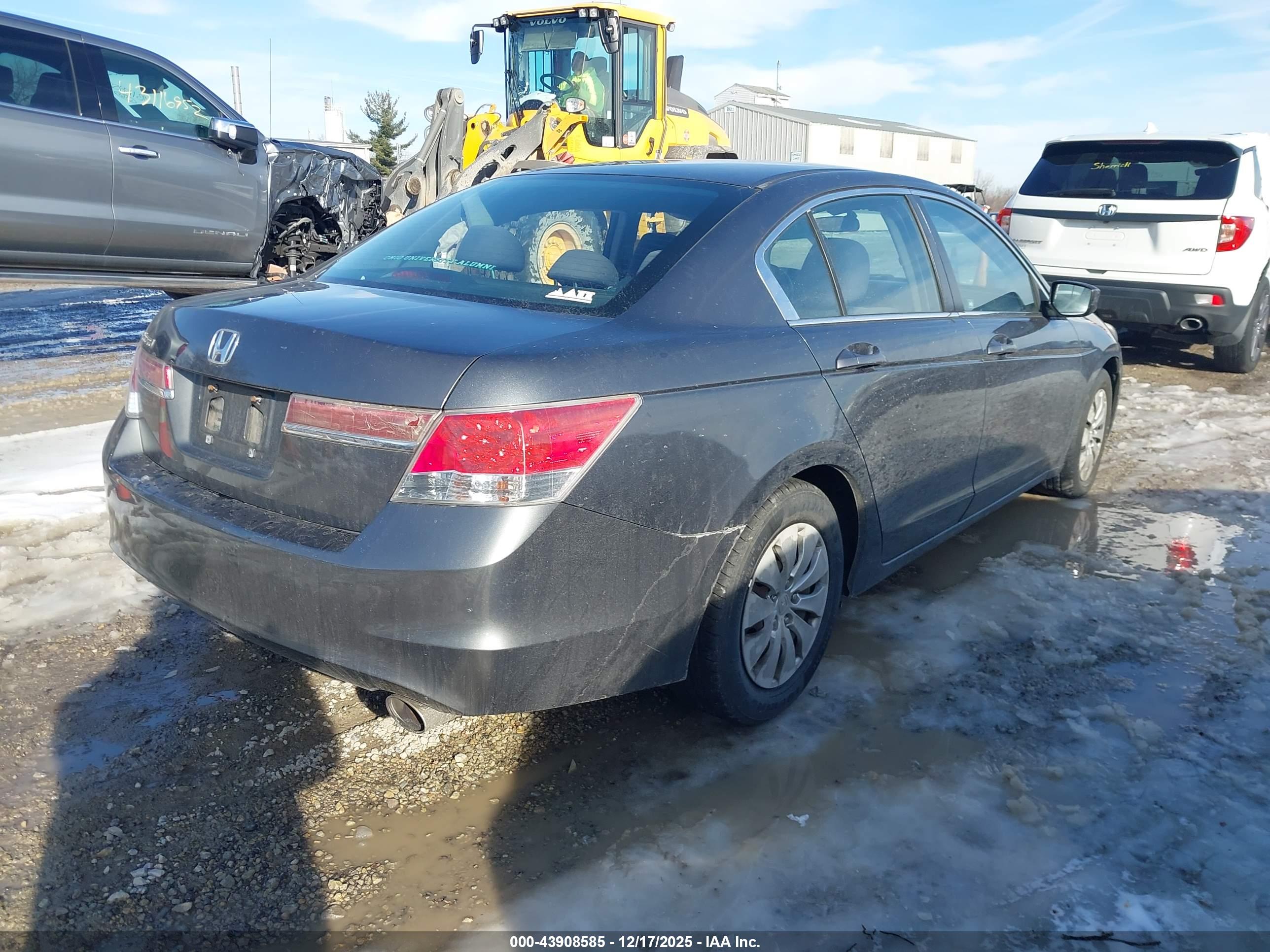 HONDA ACCORD image 4