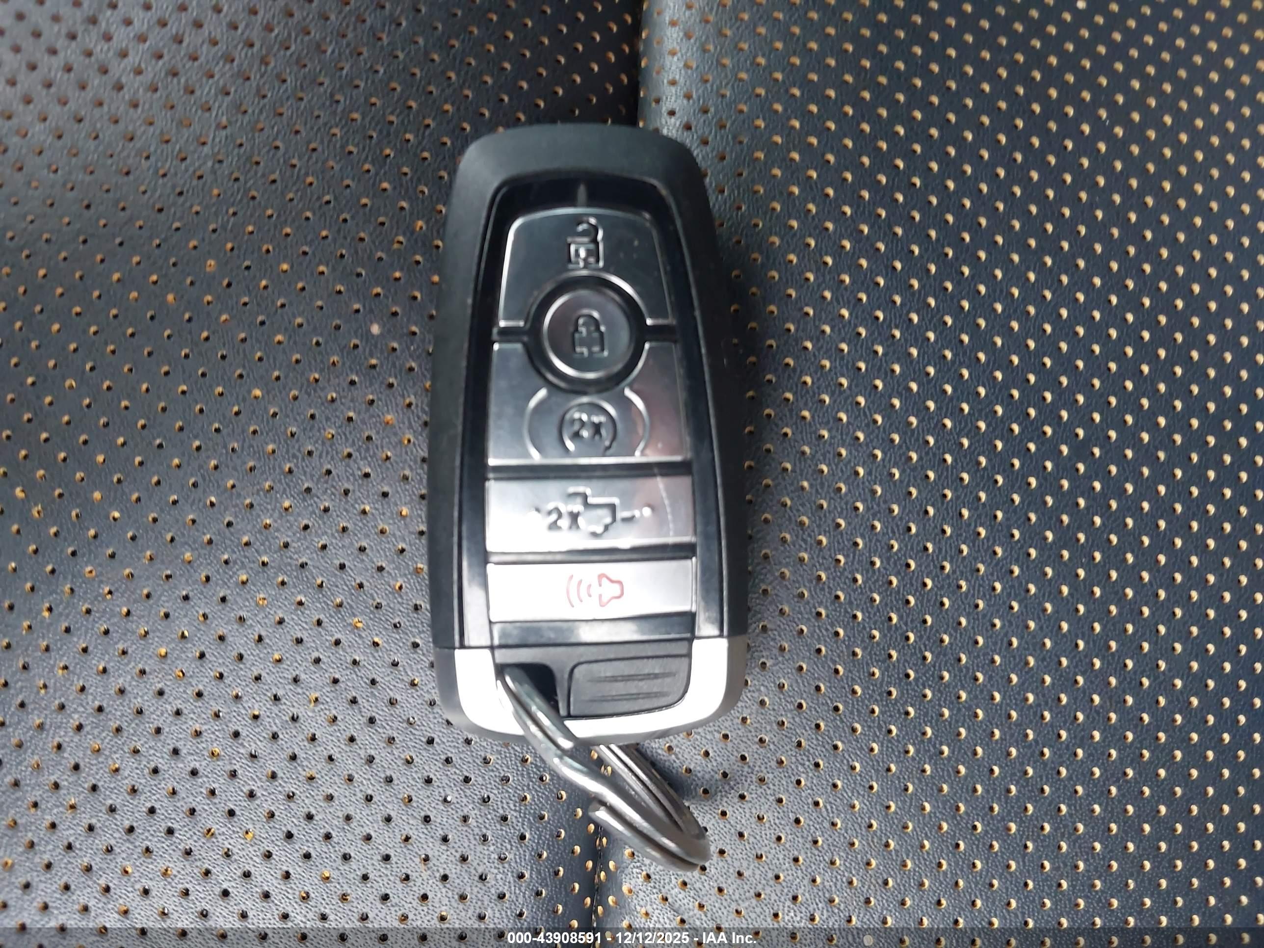 FORD F-150 image 11