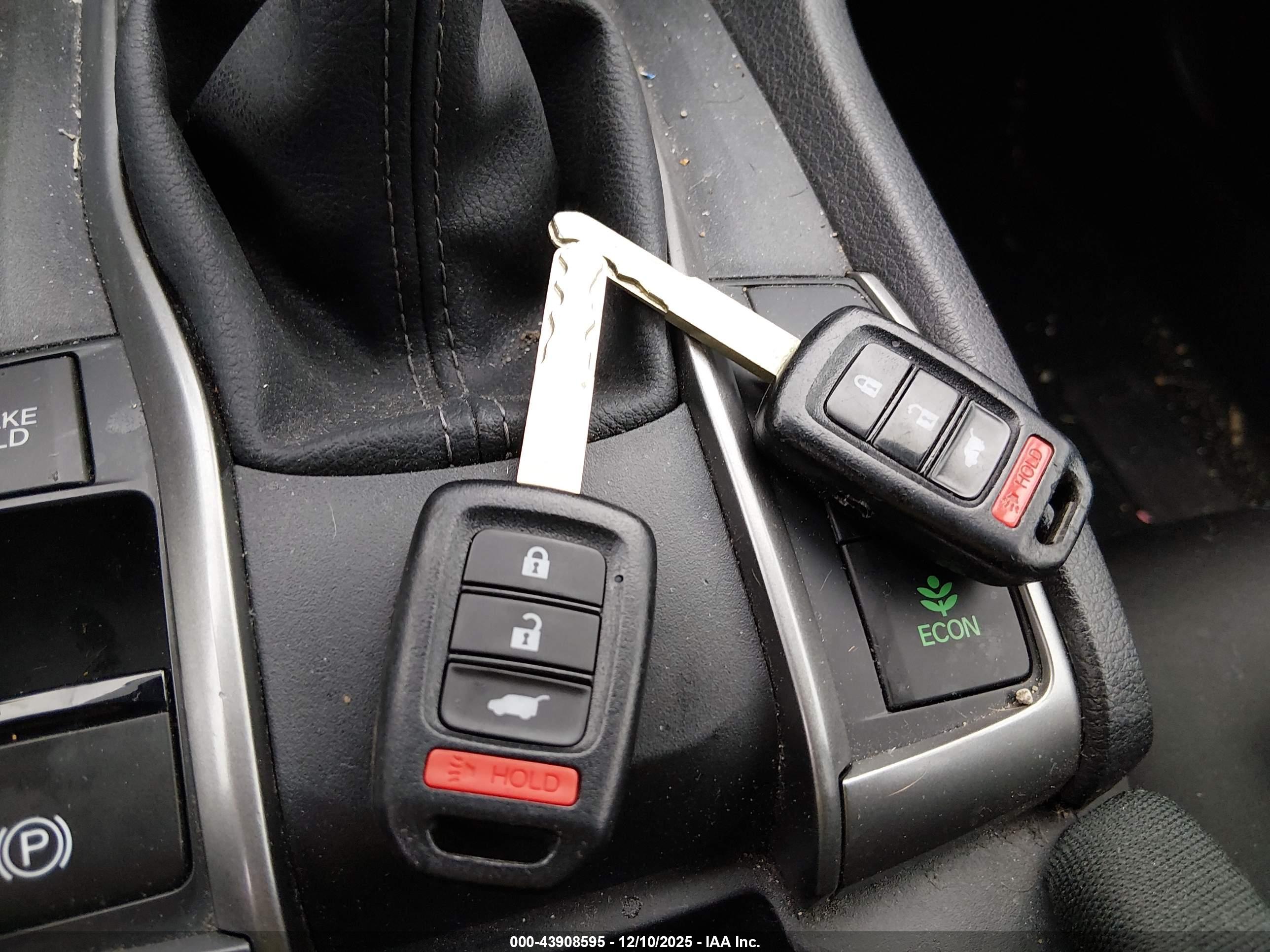 HONDA CIVIC image 11