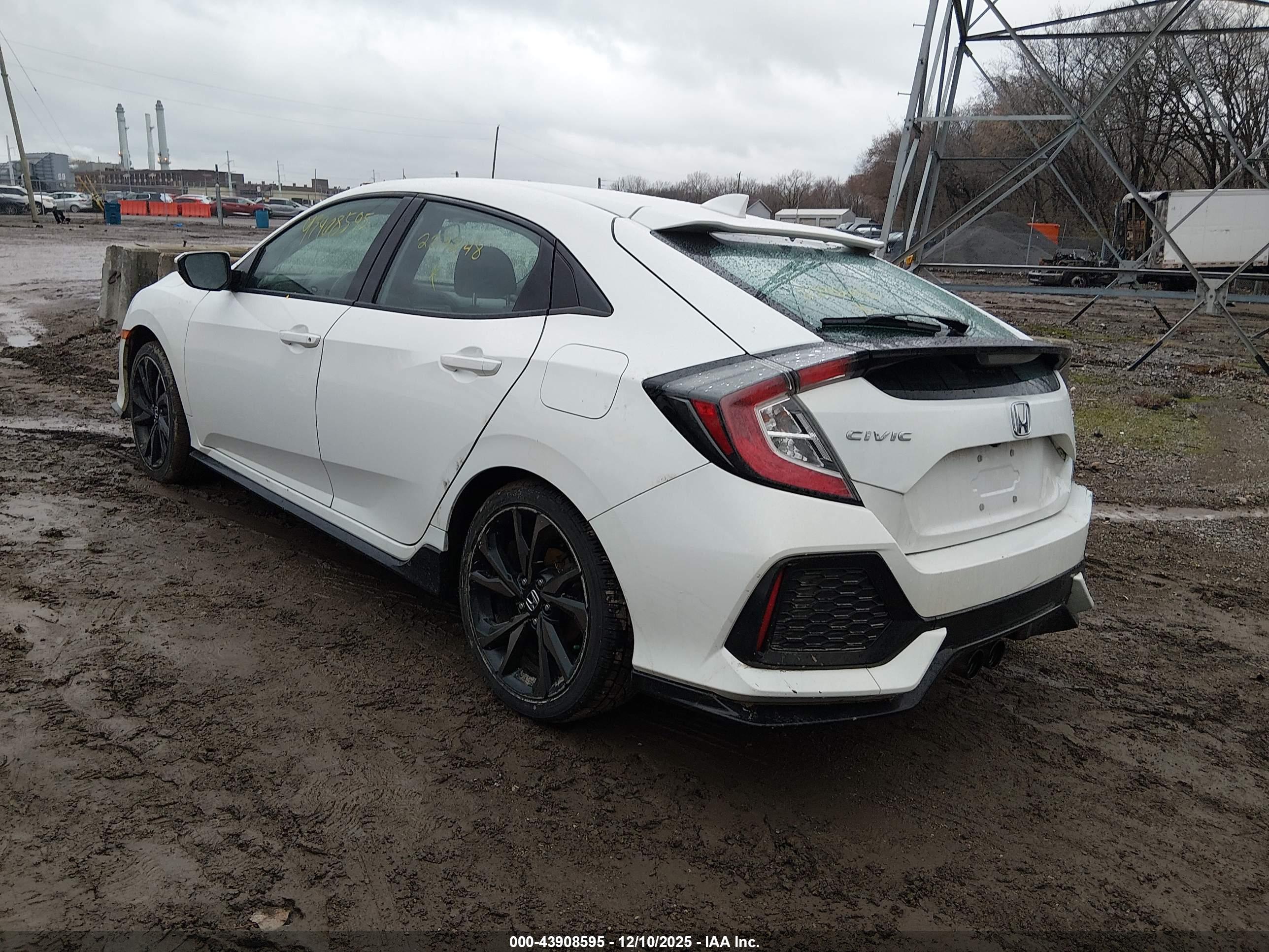 HONDA CIVIC image 3