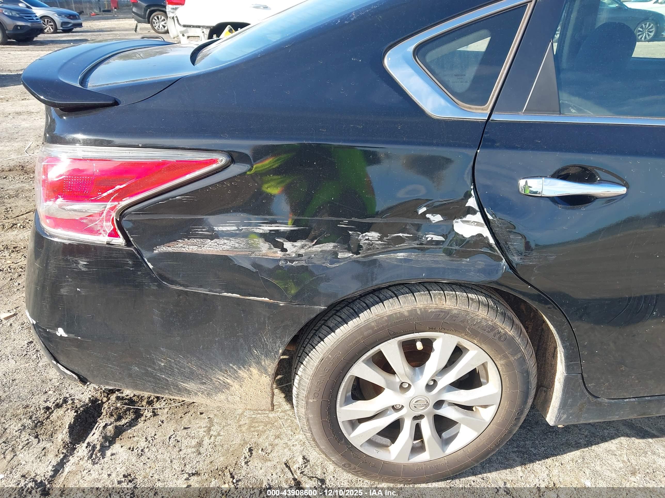 NISSAN ALTIMA image 6