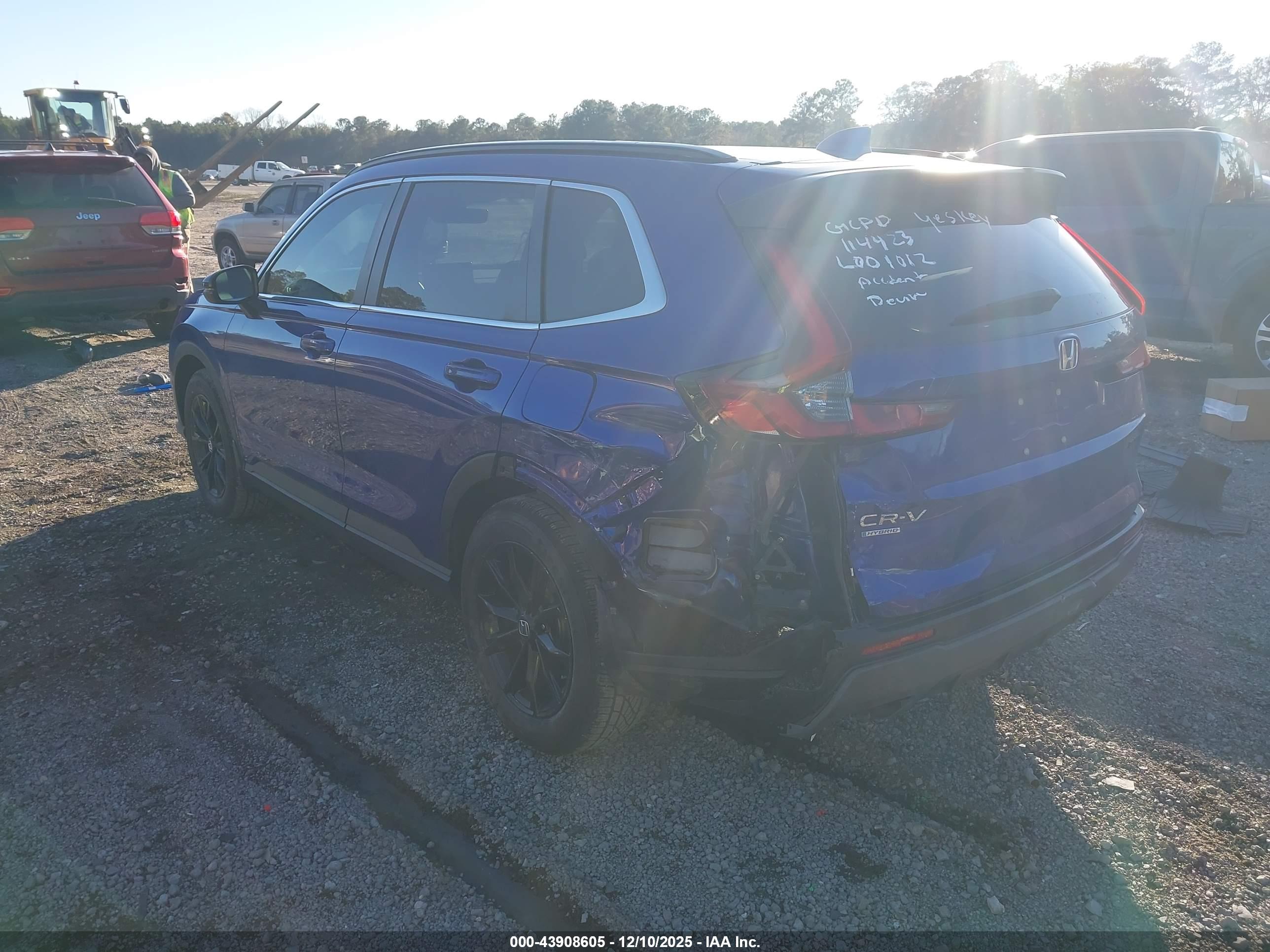 HONDA CR-V image 3