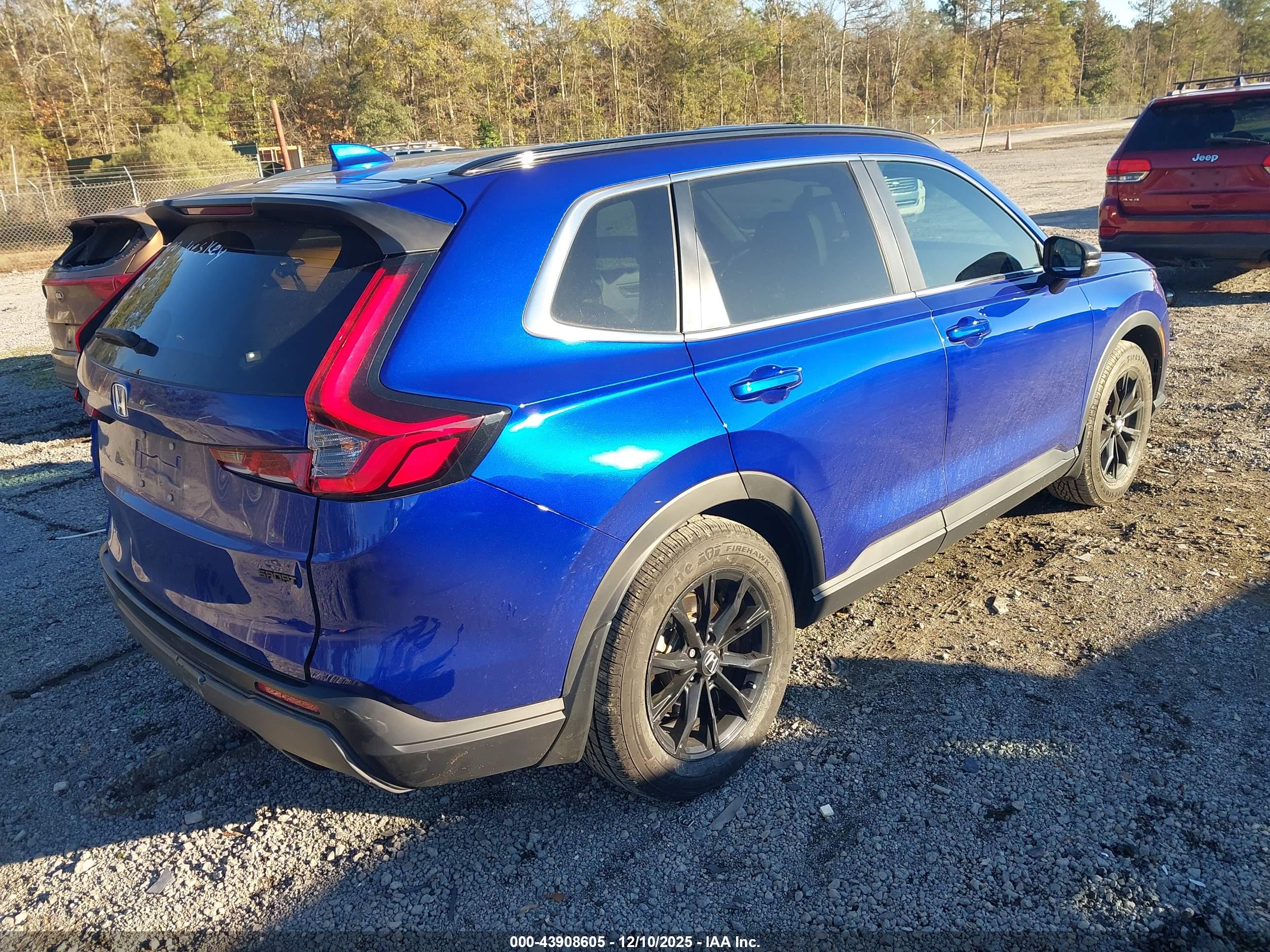 HONDA CR-V image 4