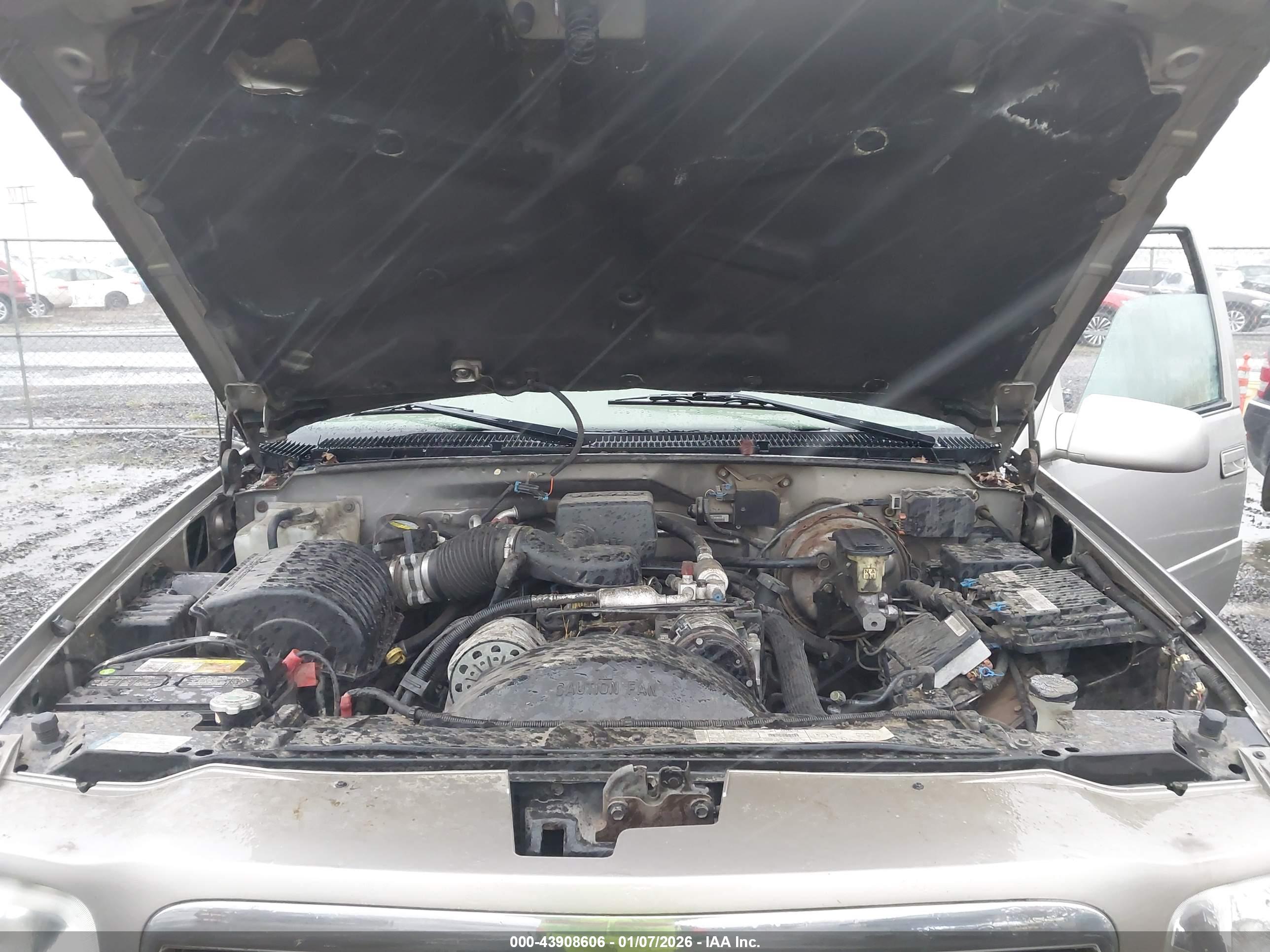 CADILLAC ESCALADE image 10