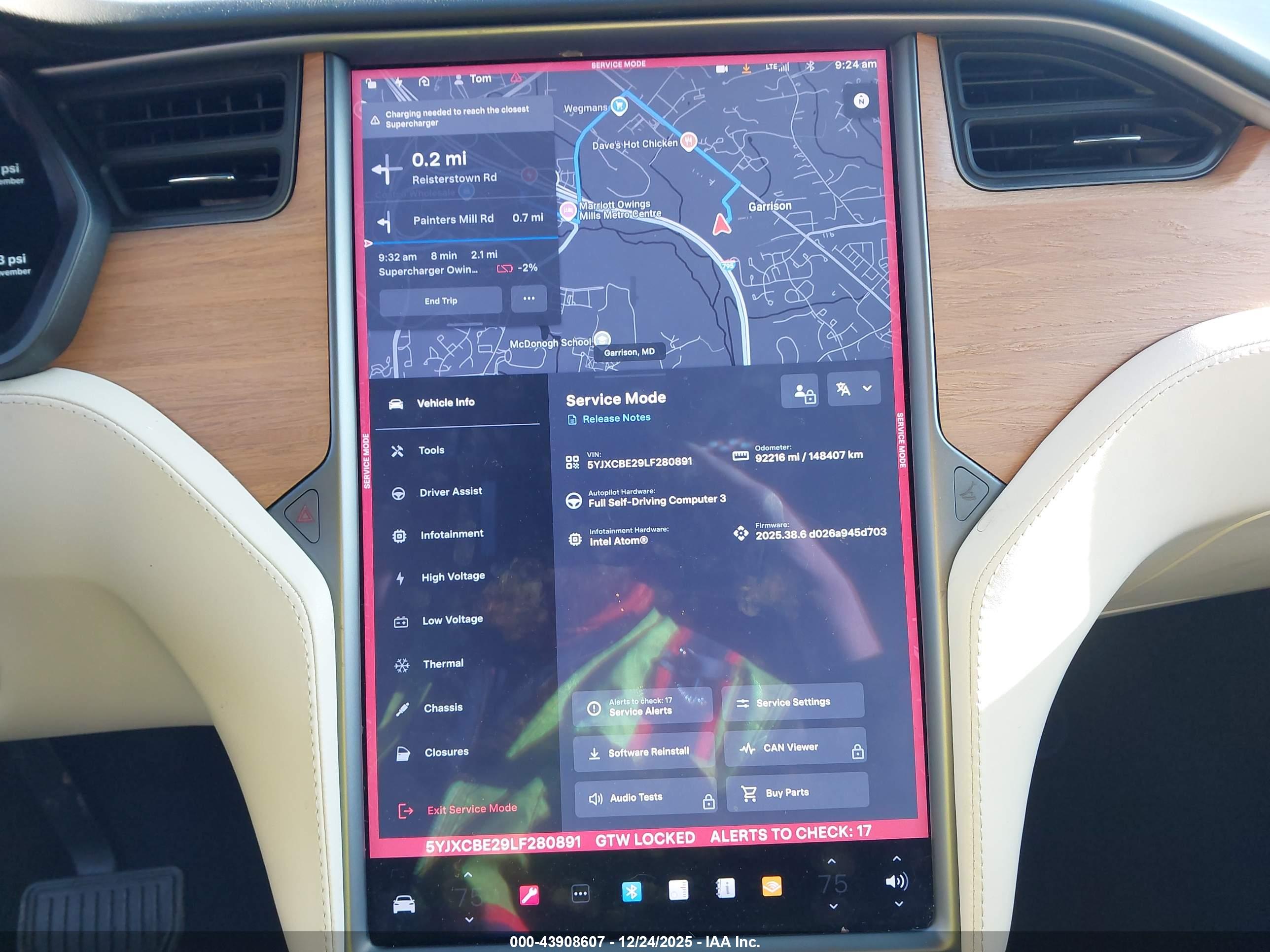TESLA MODEL image 7
