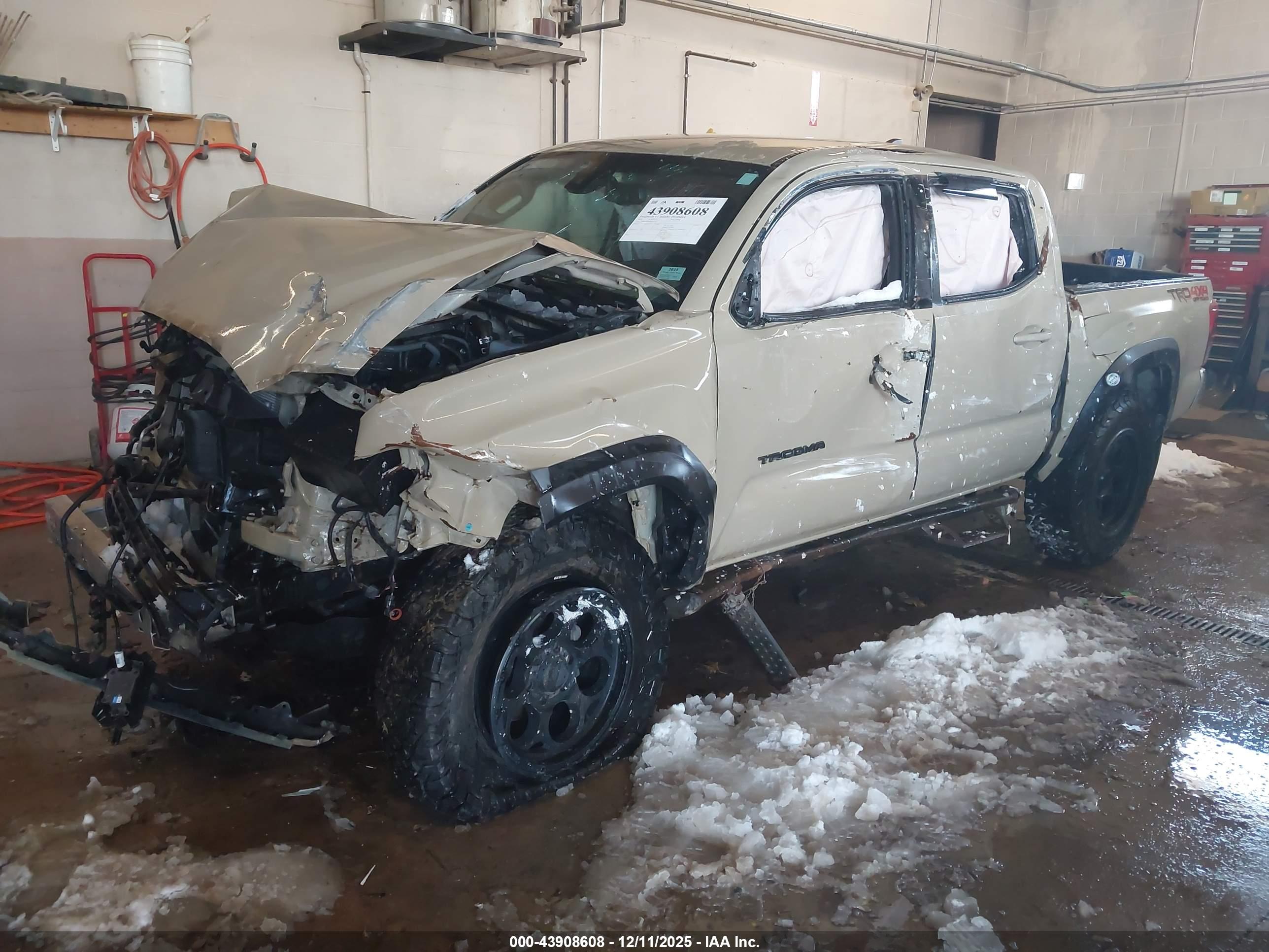 TOYOTA TACOMA image 2