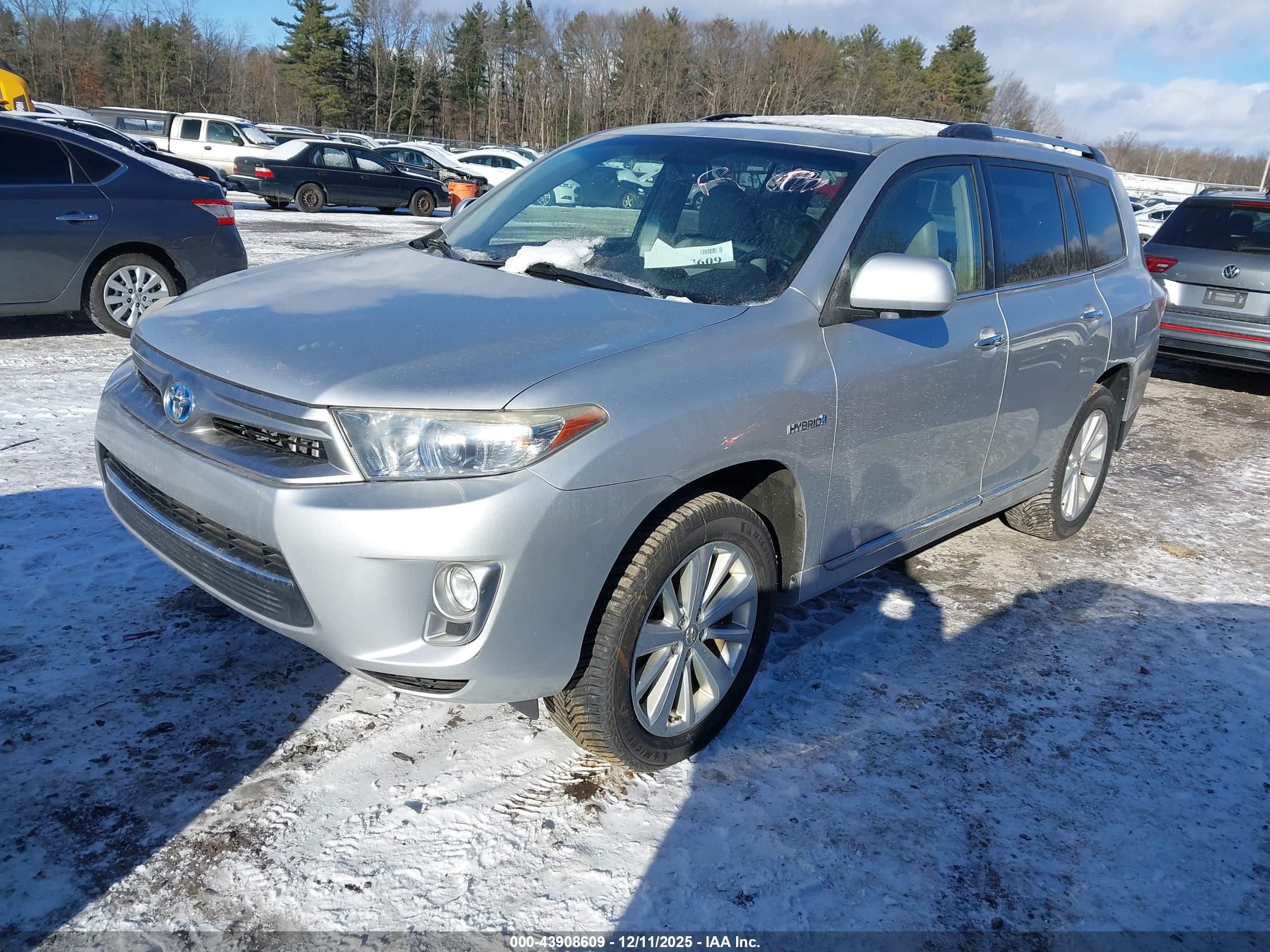 TOYOTA HIGHLANDER image 2