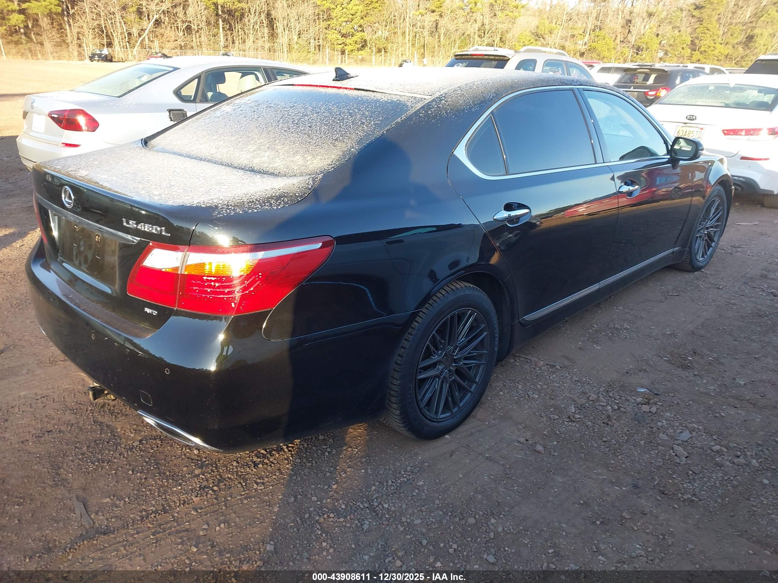 LEXUS LS image 4