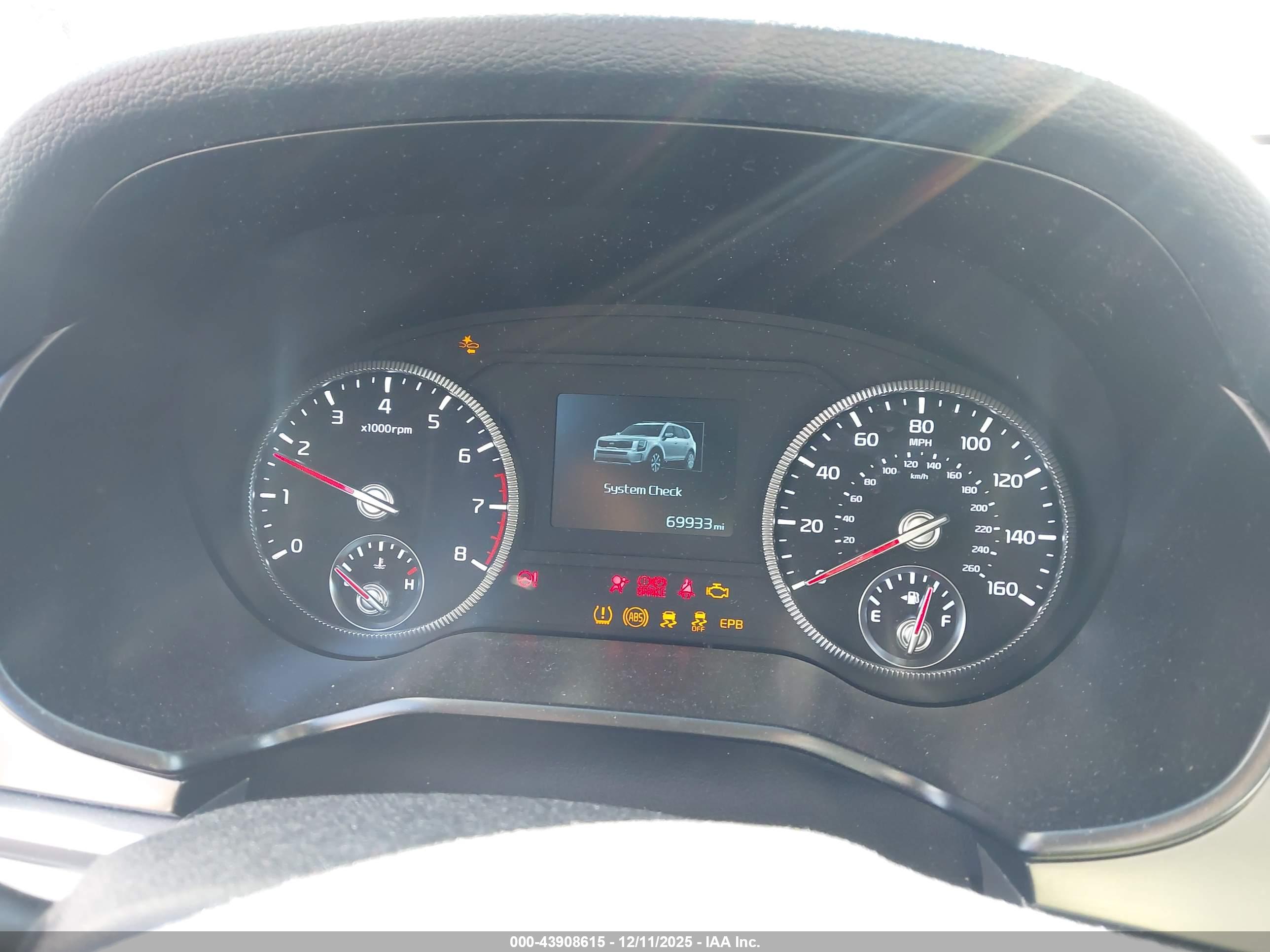 KIA TELLURIDE image 7