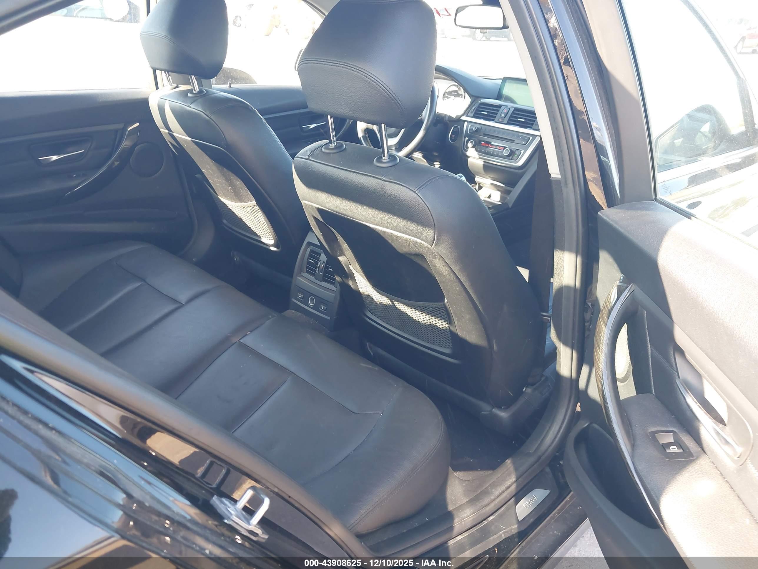 BMW 328I image 8