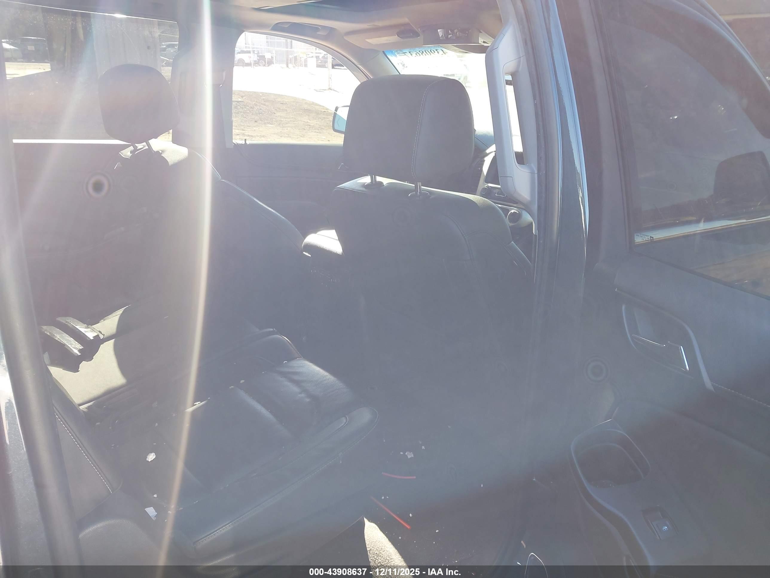 GMC YUKON image 8