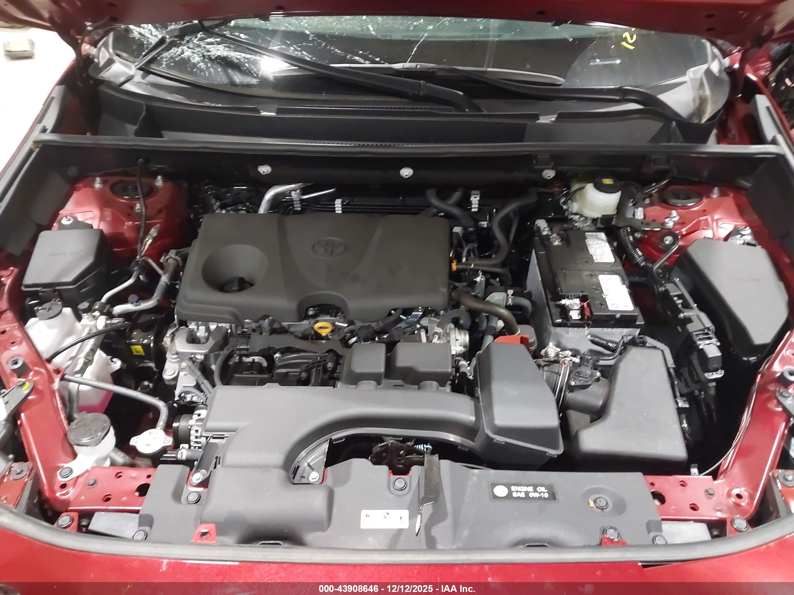 TOYOTA RAV4 image 10