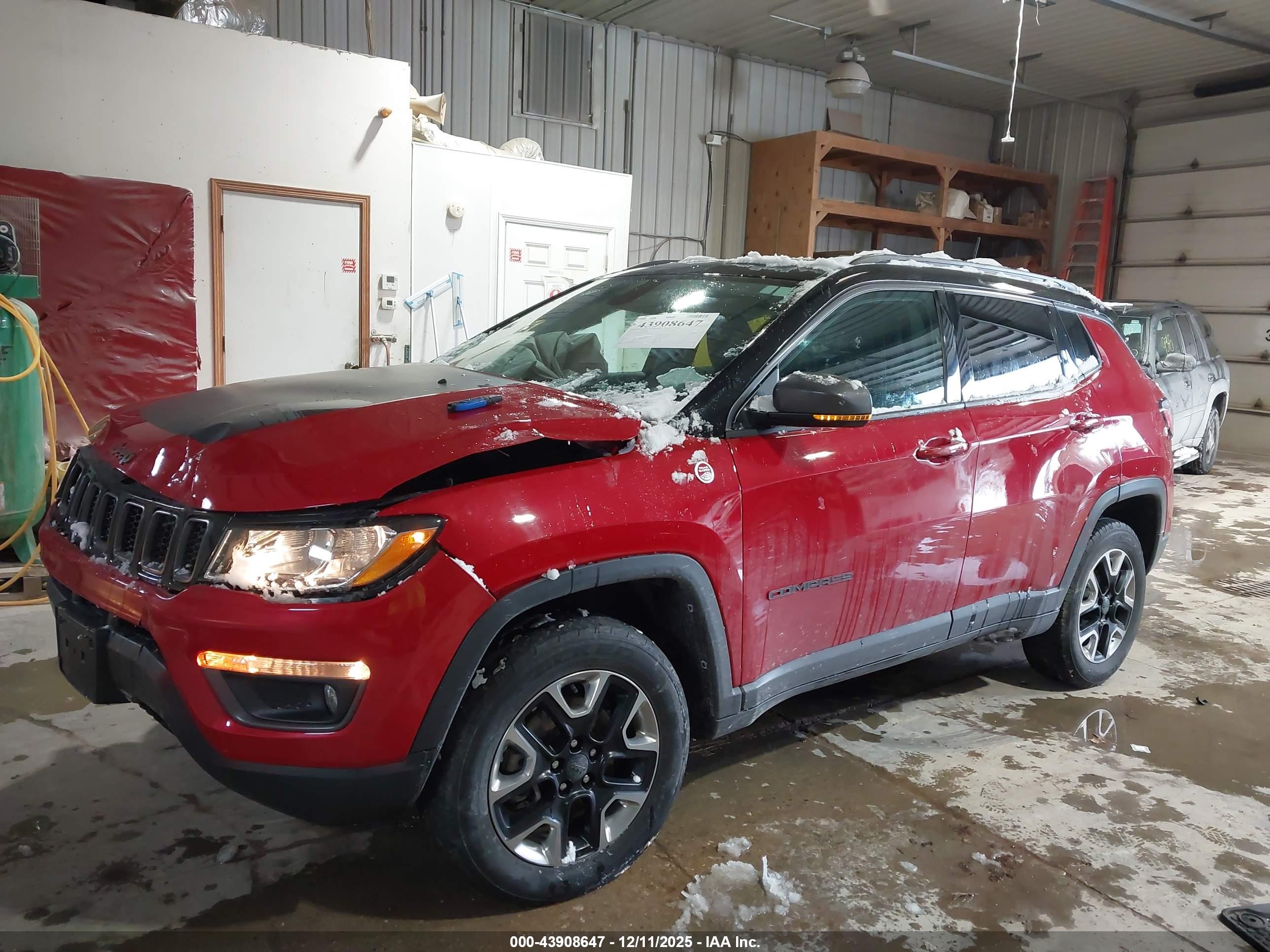 JEEP COMPASS image 2