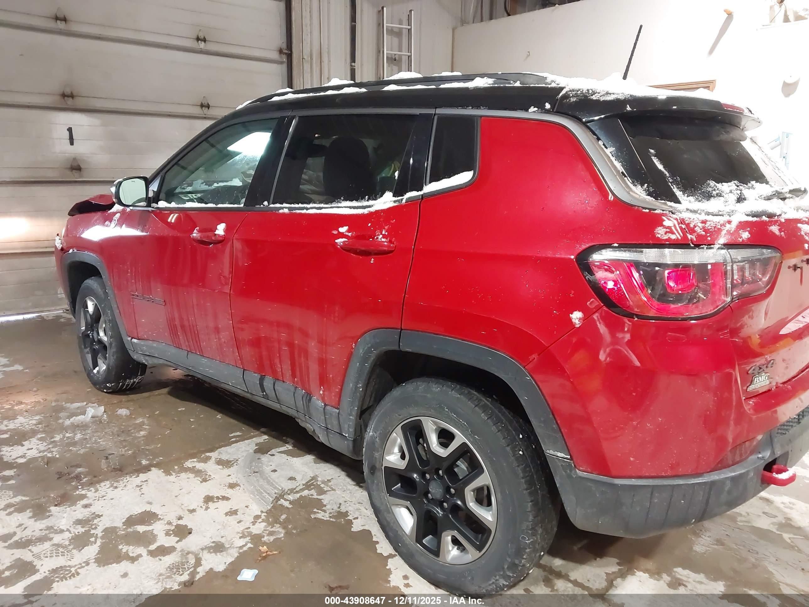 JEEP COMPASS image 3