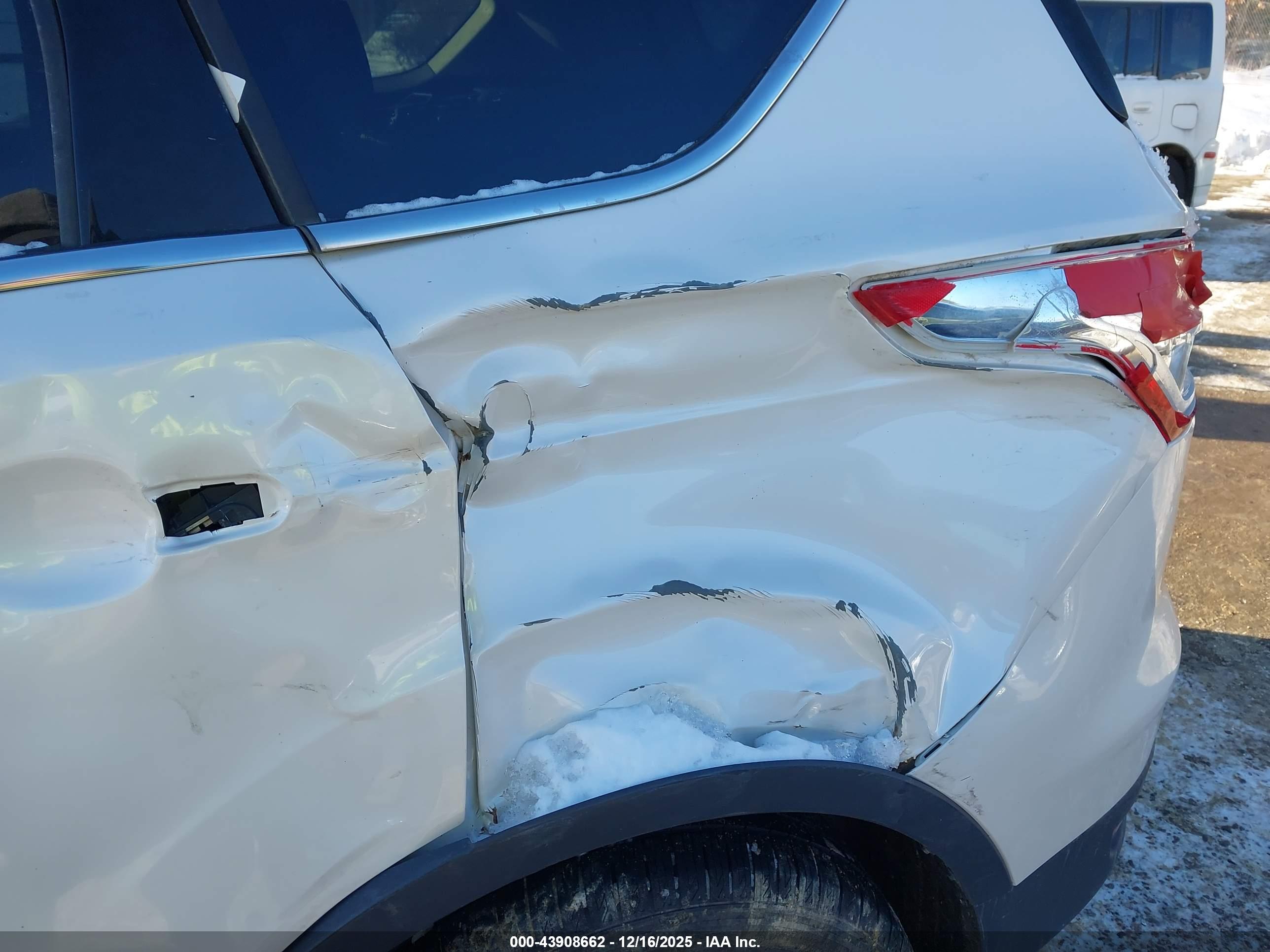 FORD ESCAPE image 6
