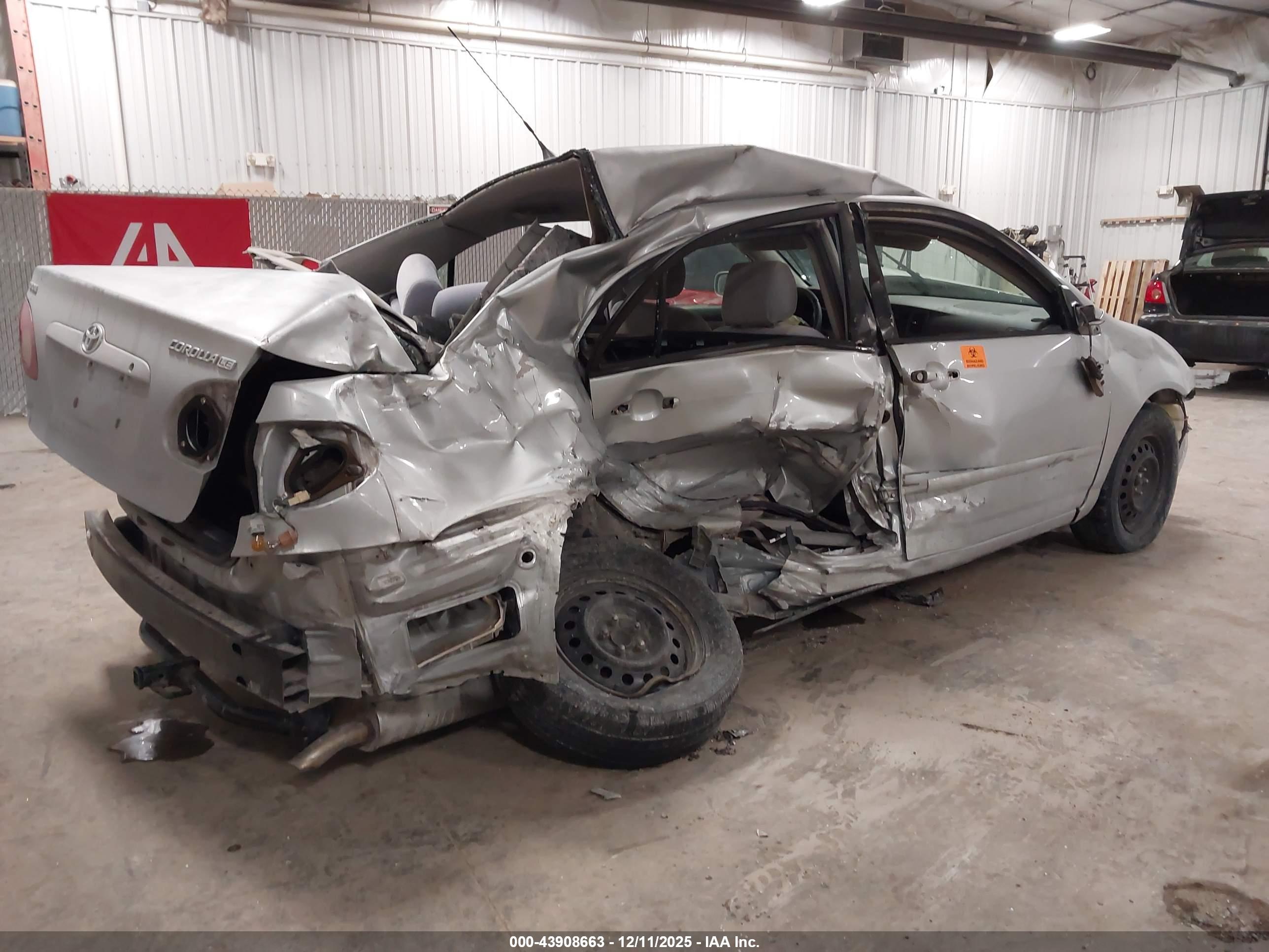 TOYOTA COROLLA image 4