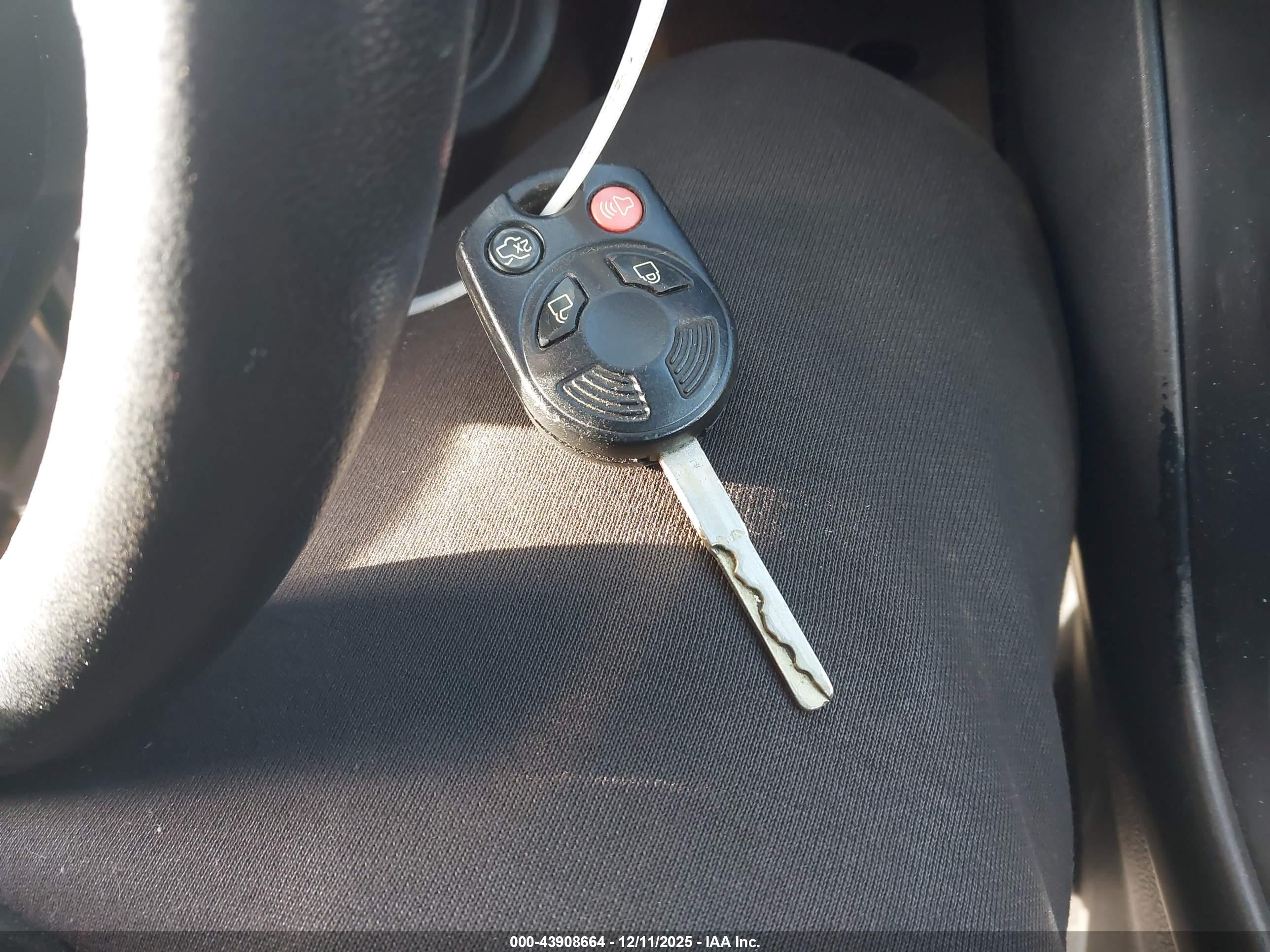 FORD FOCUS image 11