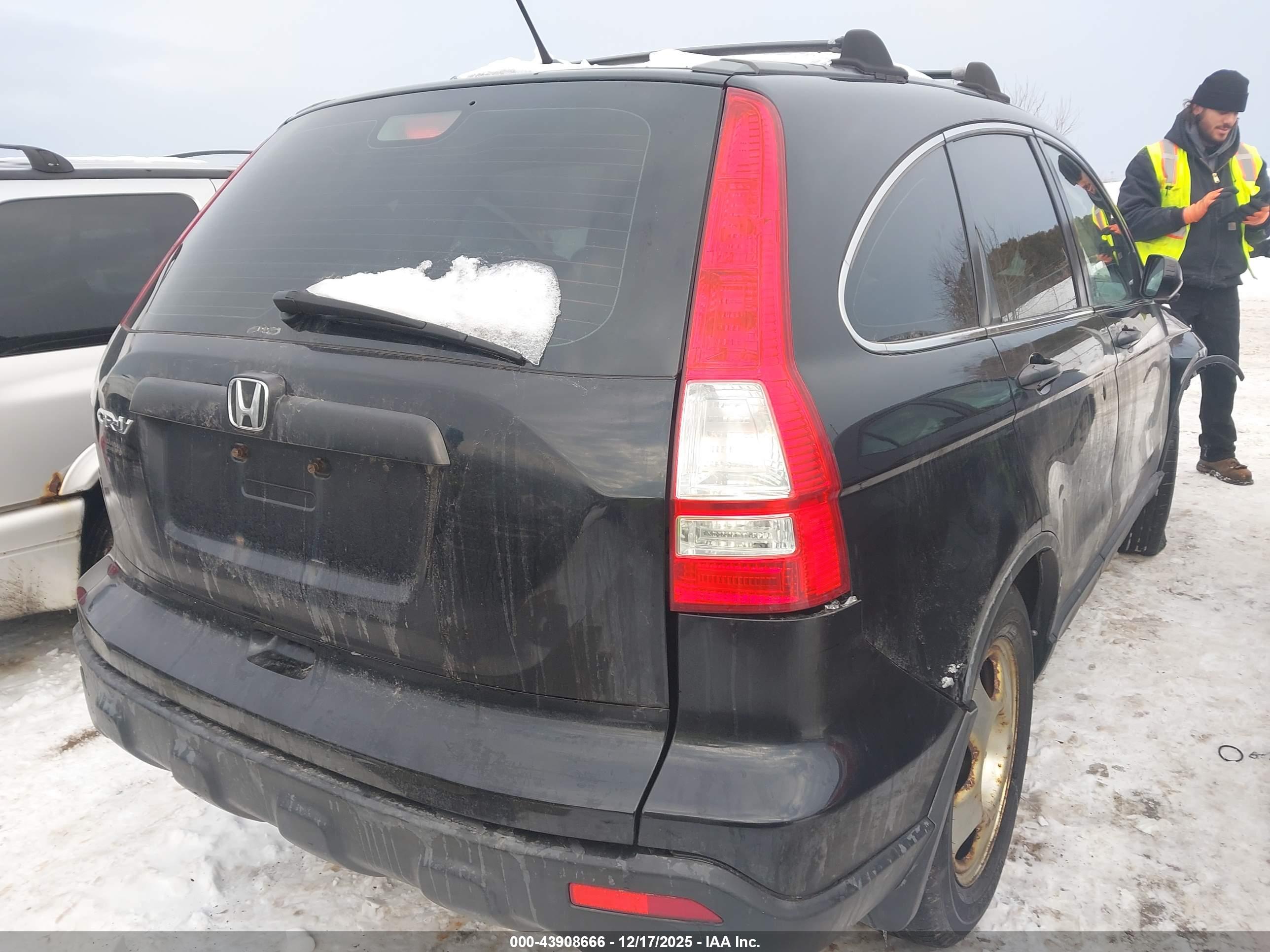 HONDA CR-V image 4