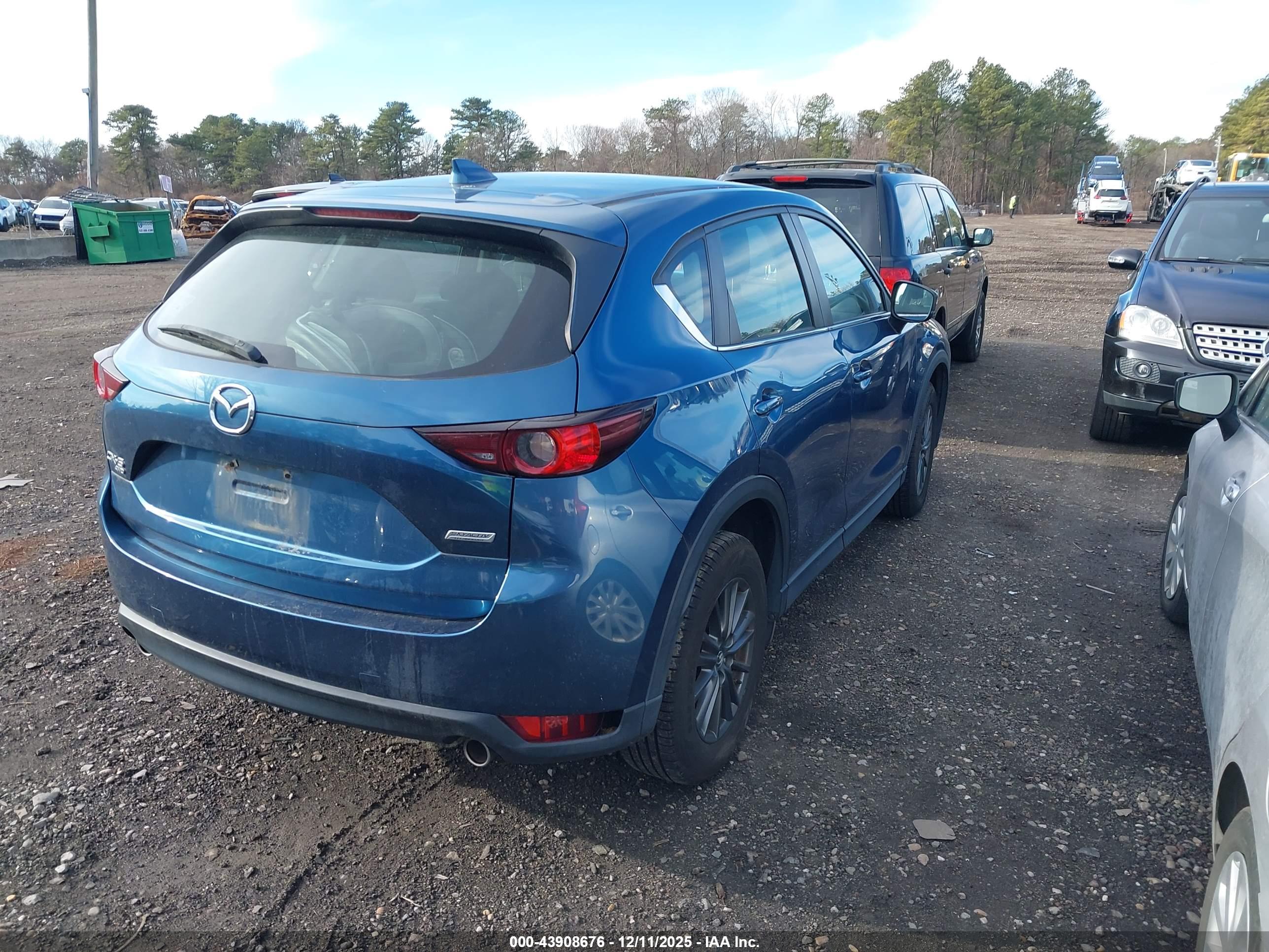 MAZDA CX-5 image 4
