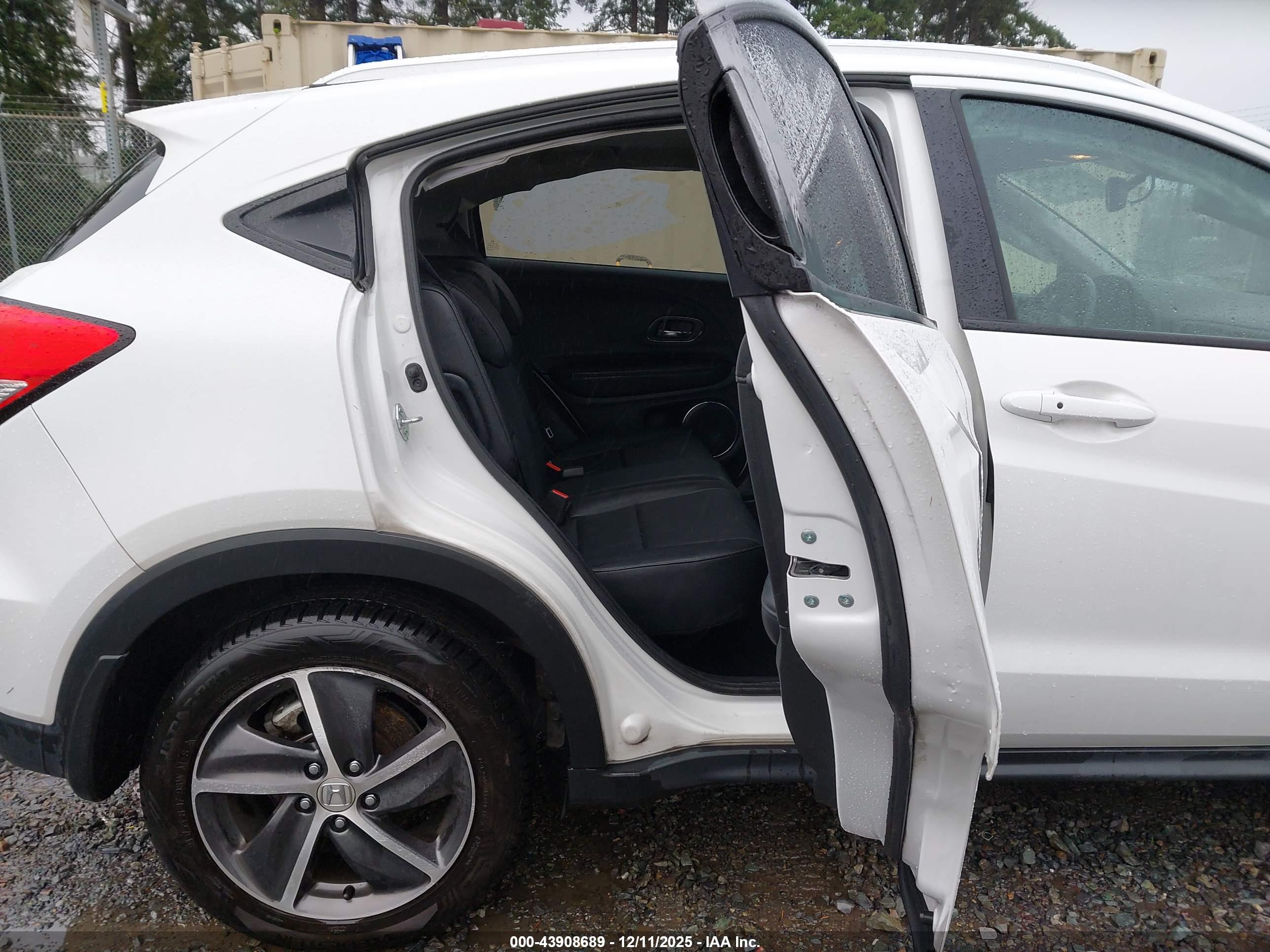 HONDA HR-V image 8