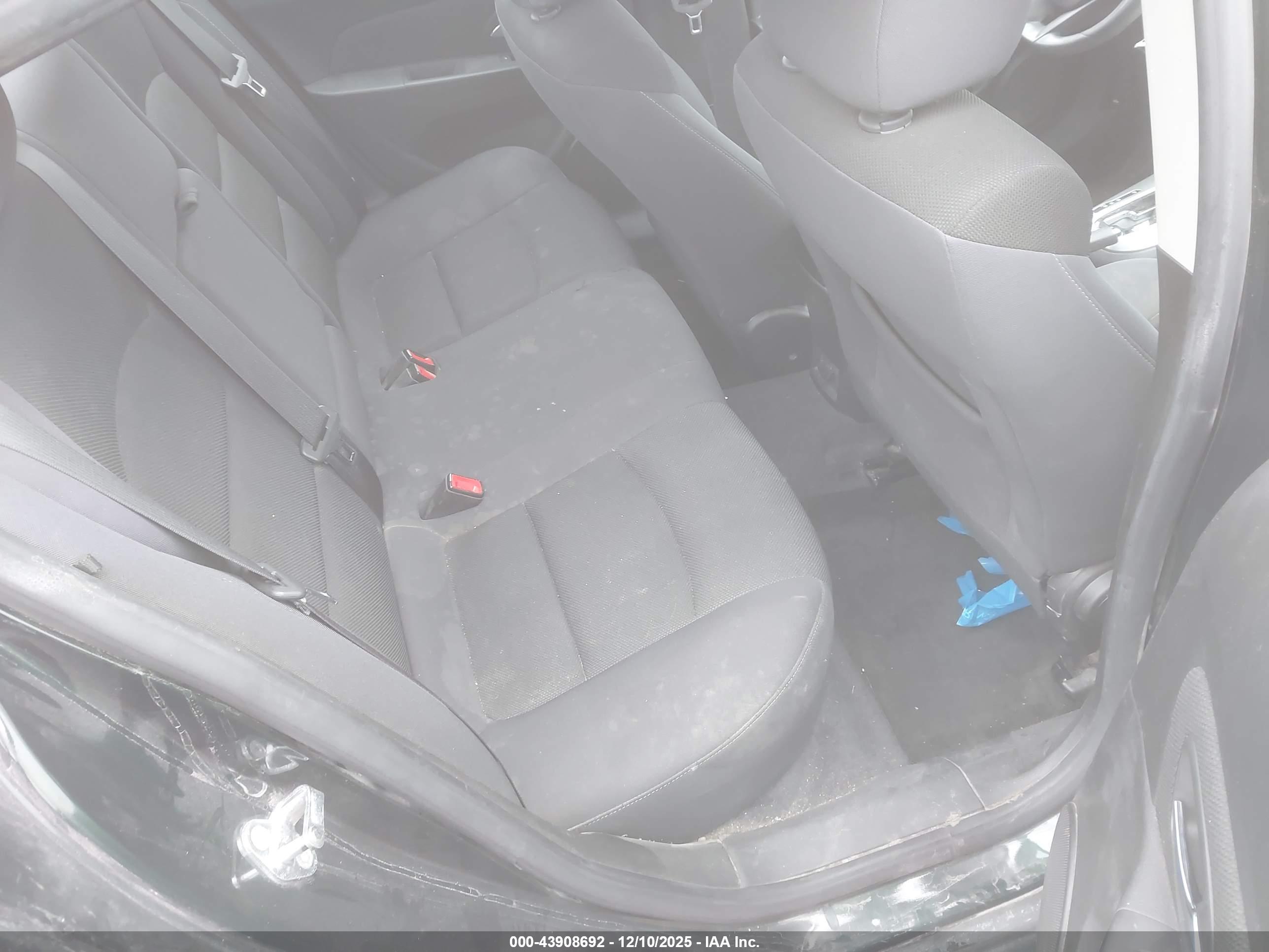CHEVROLET CRUZE image 8
