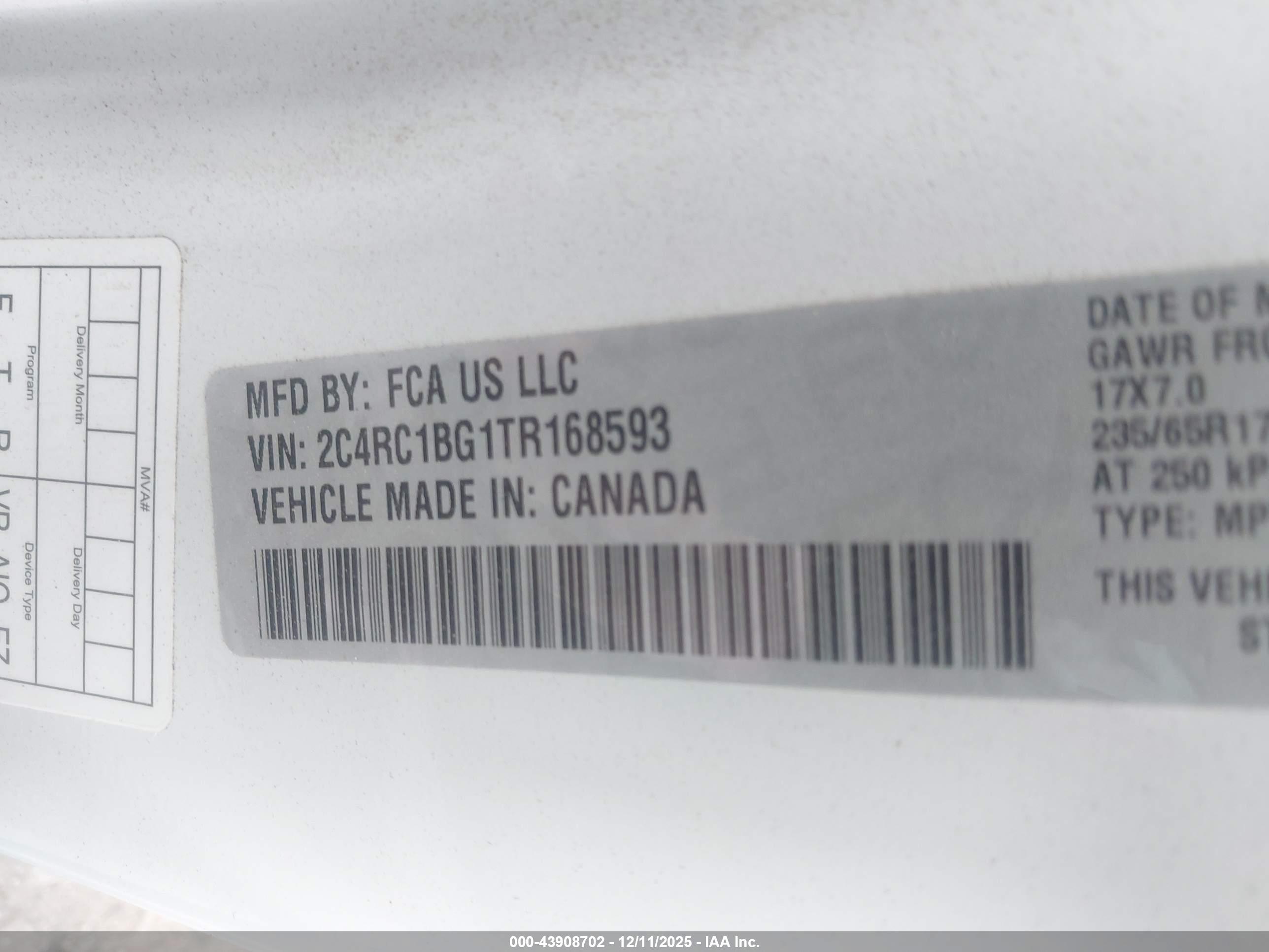 CHRYSLER PACIFICA image 9