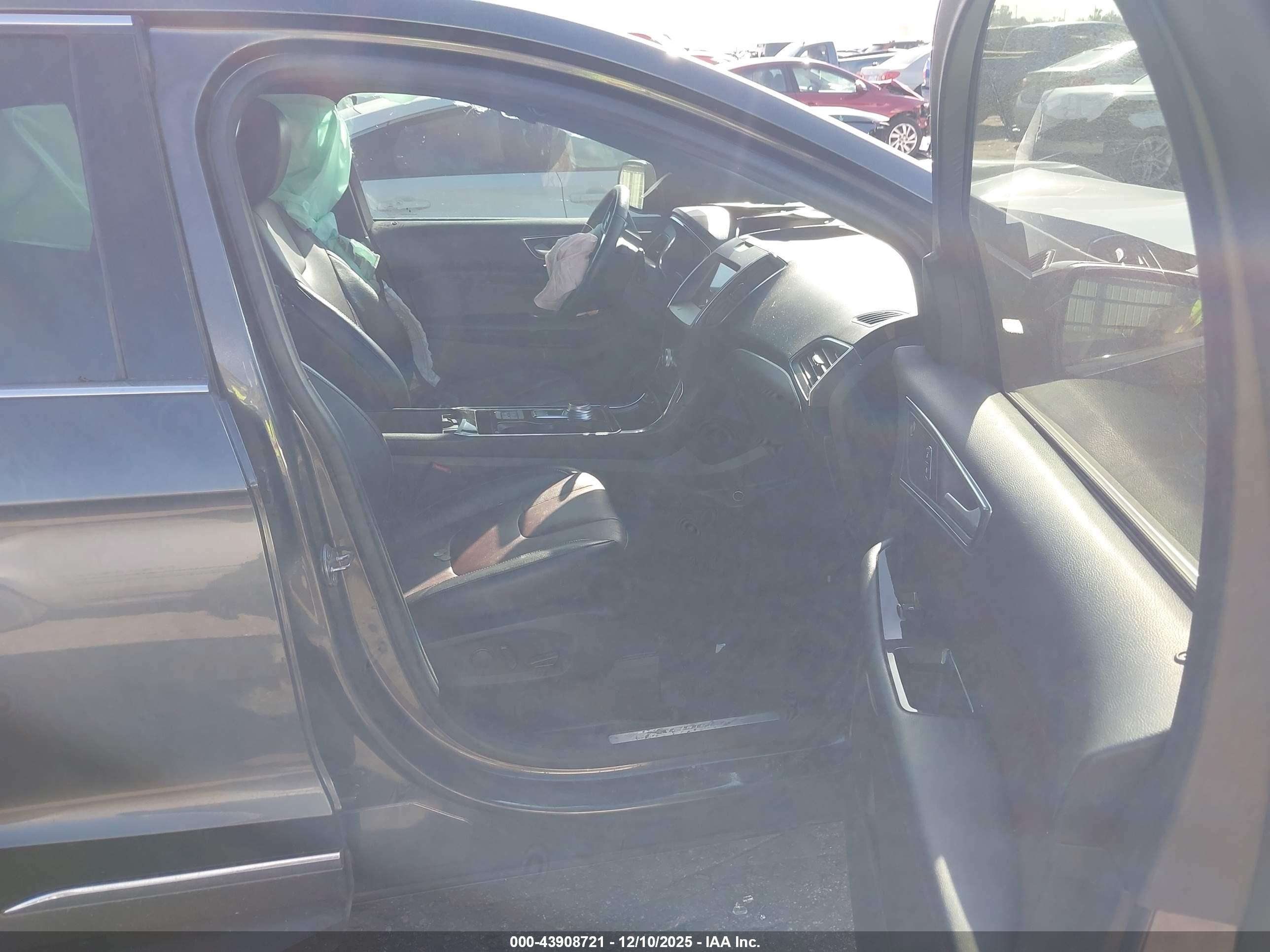 FORD EDGE image 5