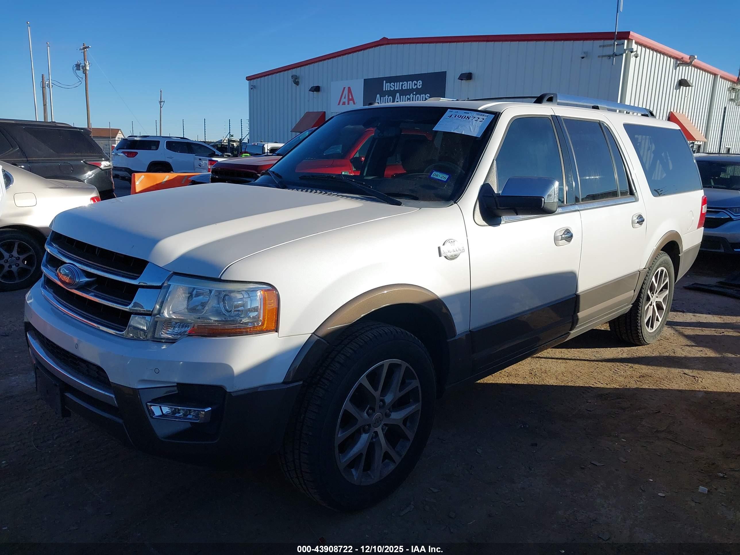 FORD EXPEDITION image 2