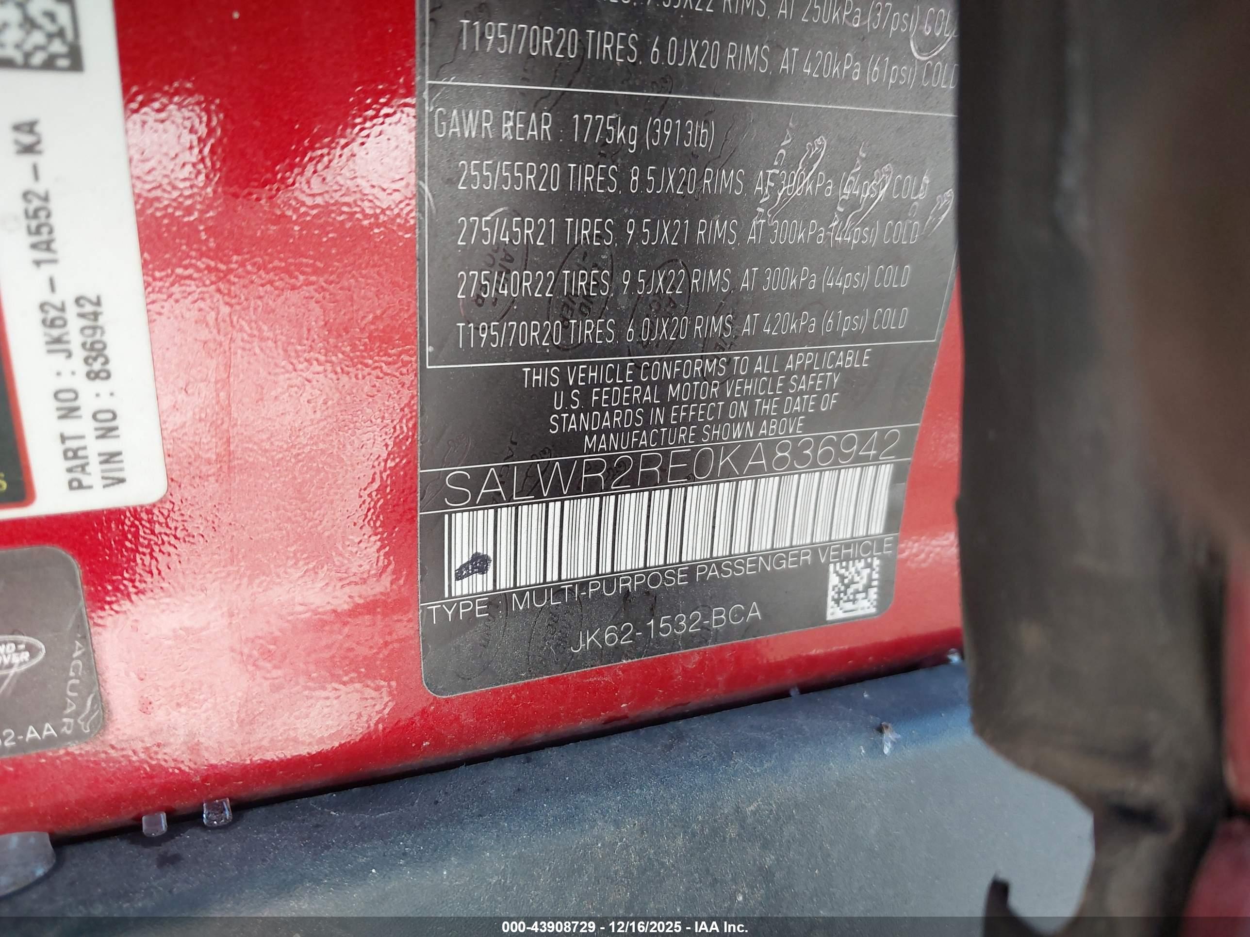 LAND ROVER image 9