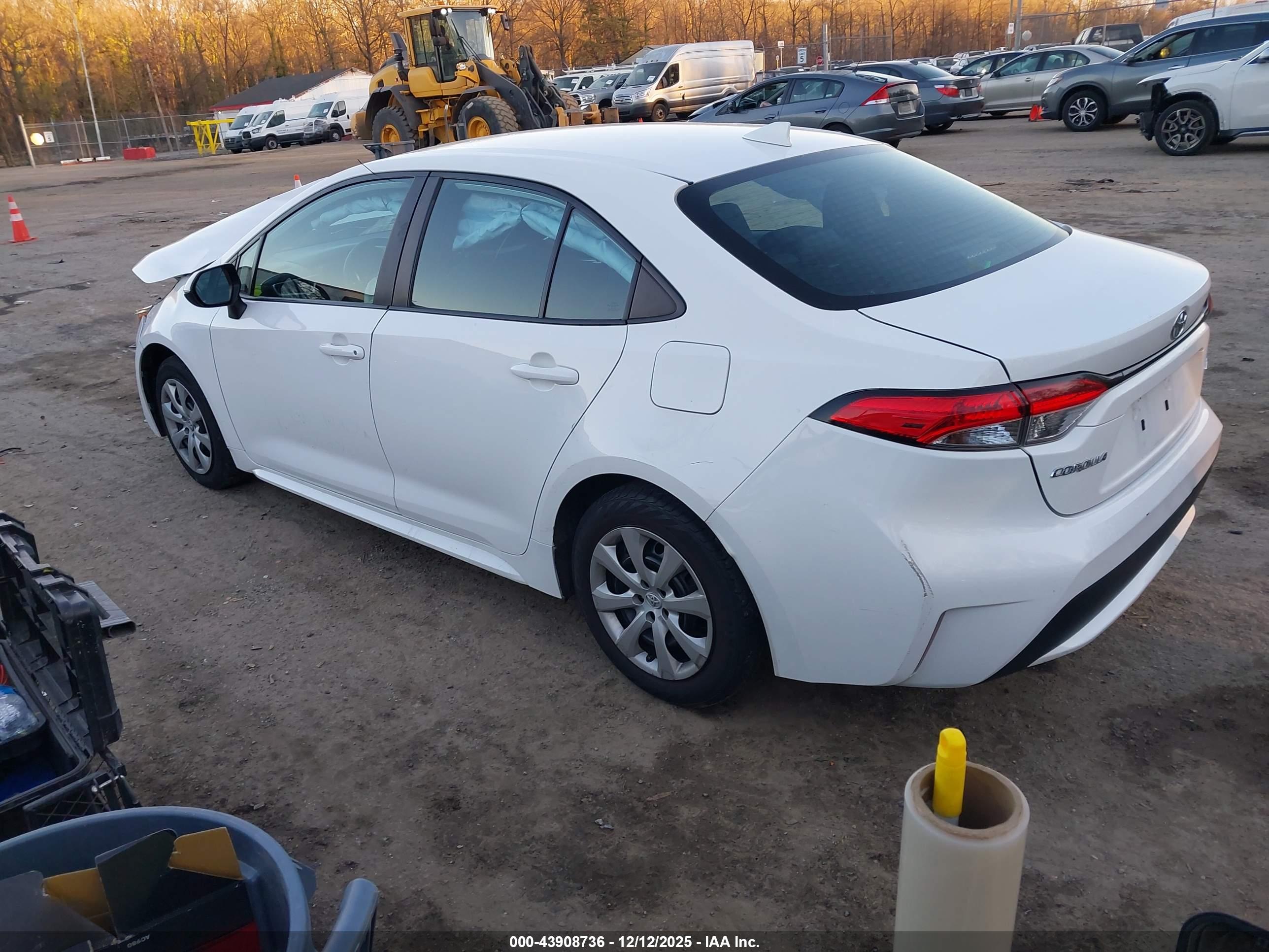 TOYOTA COROLLA image 3