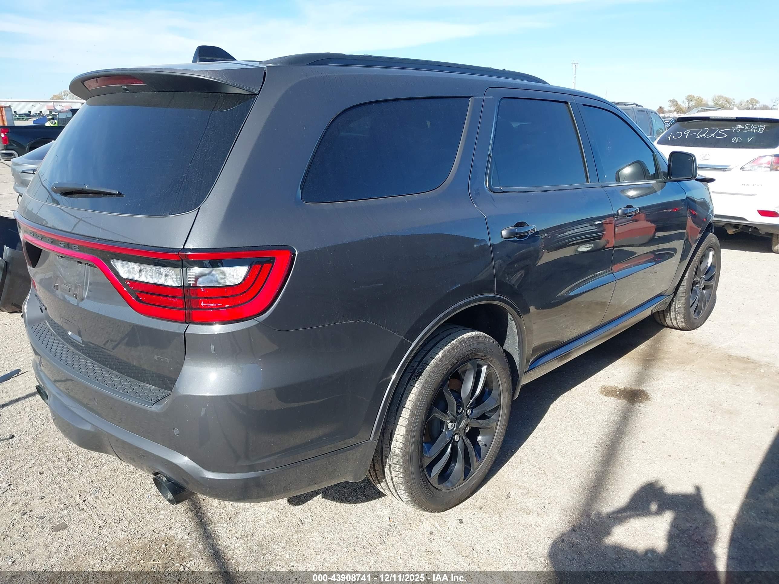 DODGE DURANGO image 4
