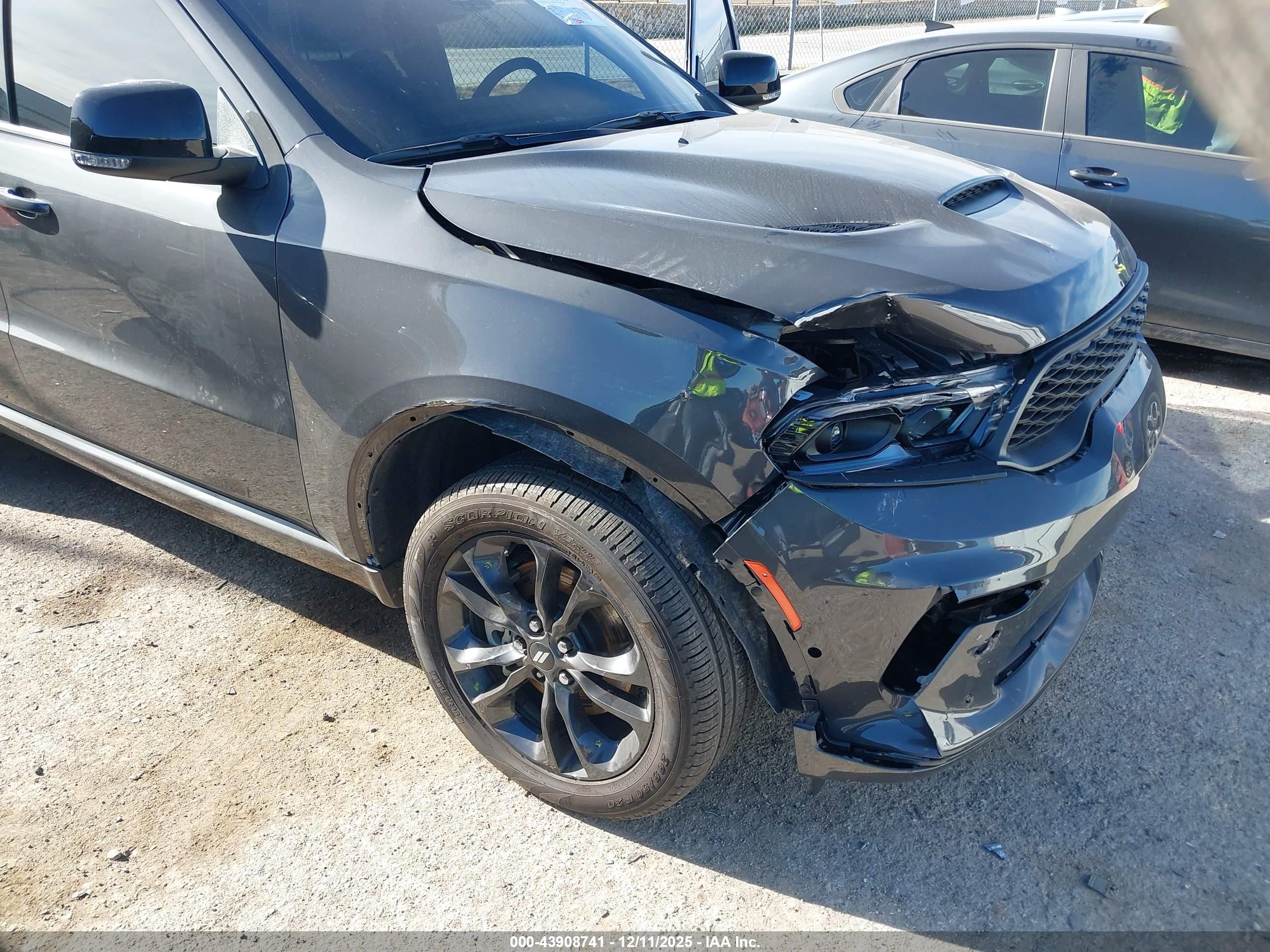 DODGE DURANGO image 6