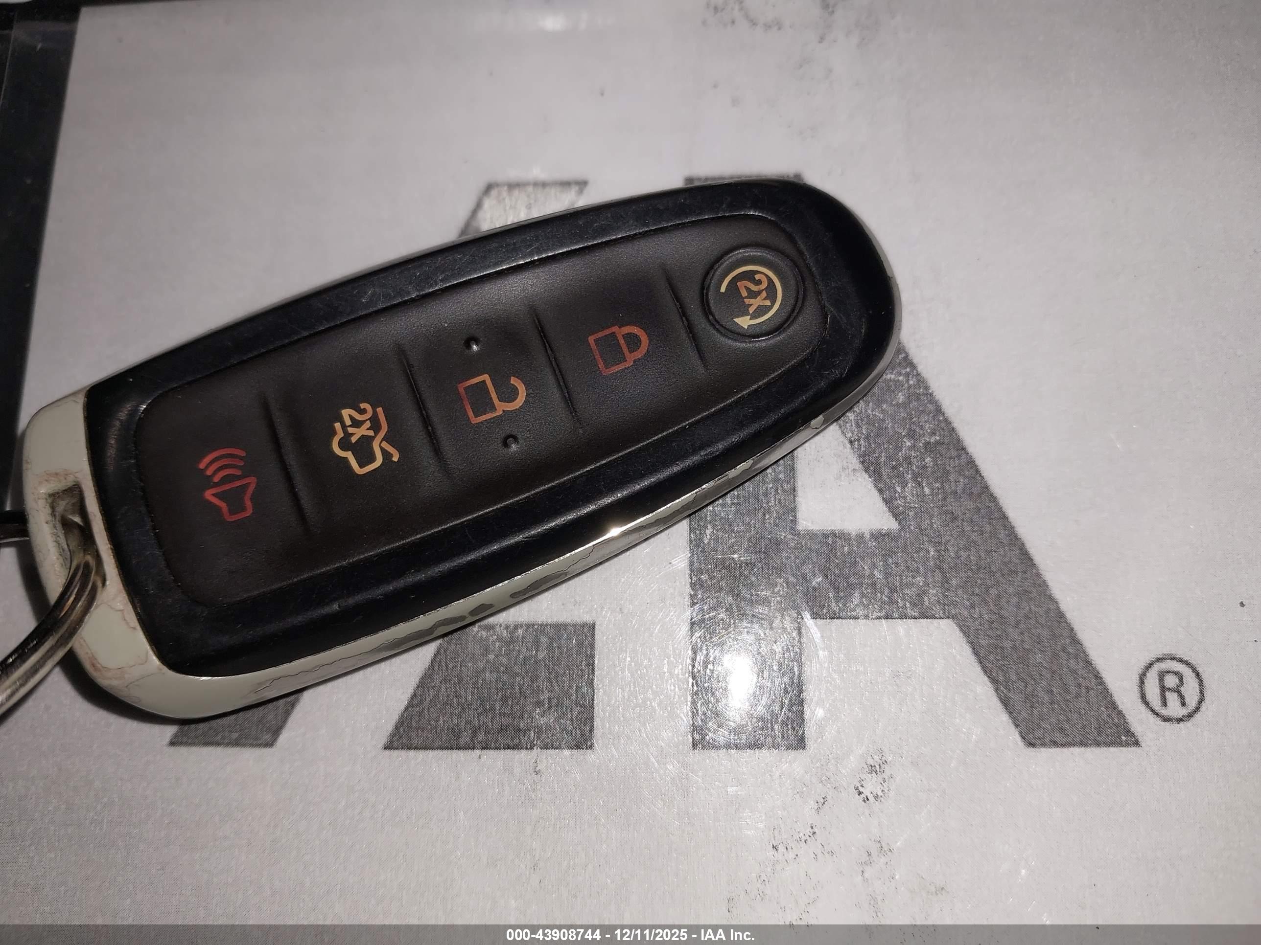 LINCOLN MKX image 11