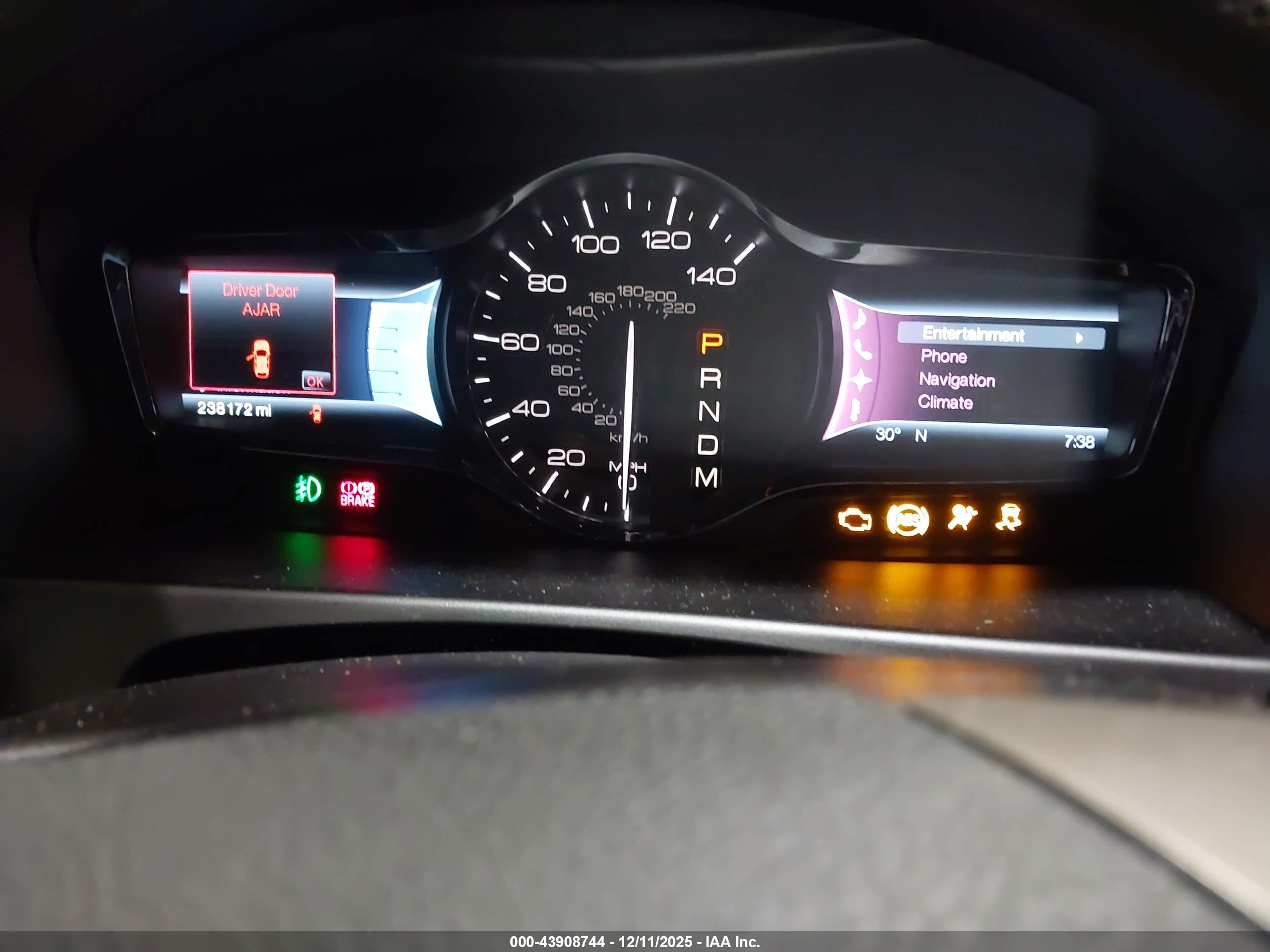 LINCOLN MKX image 7