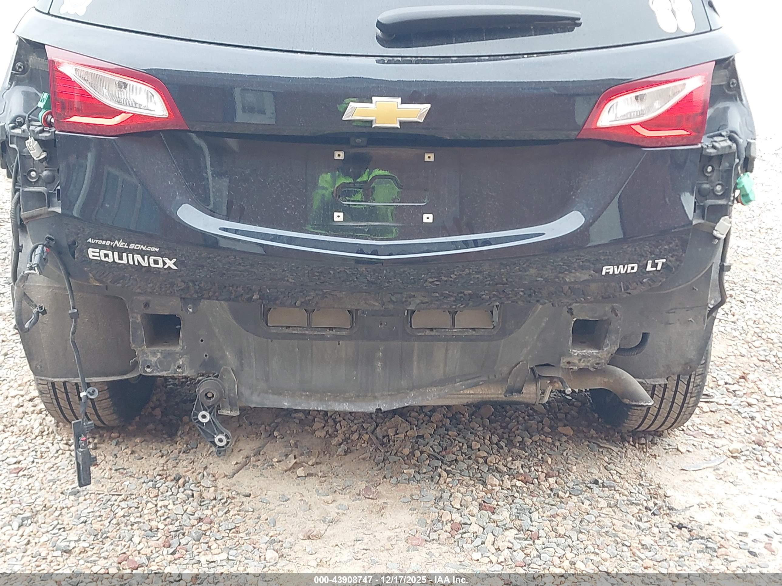 CHEVROLET EQUINOX image 6