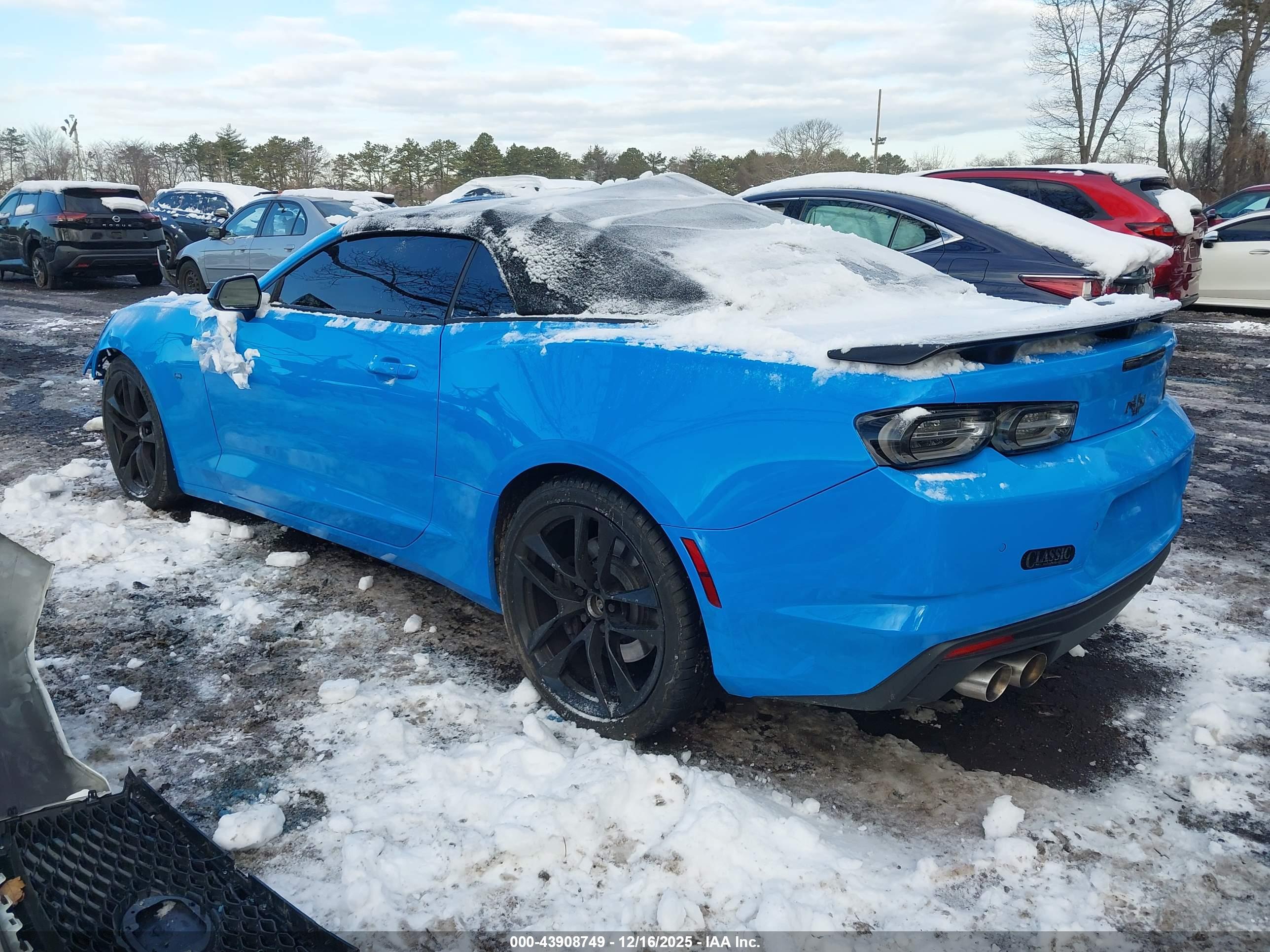 CHEVROLET CAMARO image 3