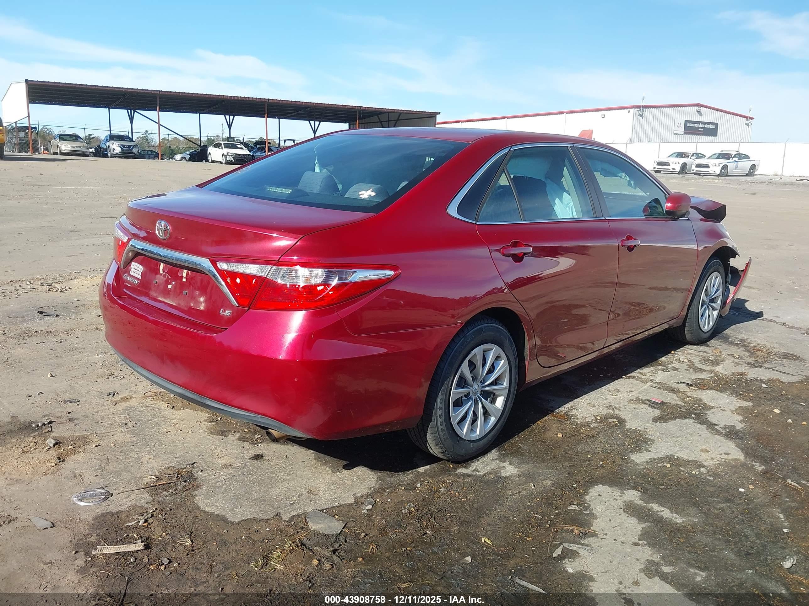 TOYOTA CAMRY image 4