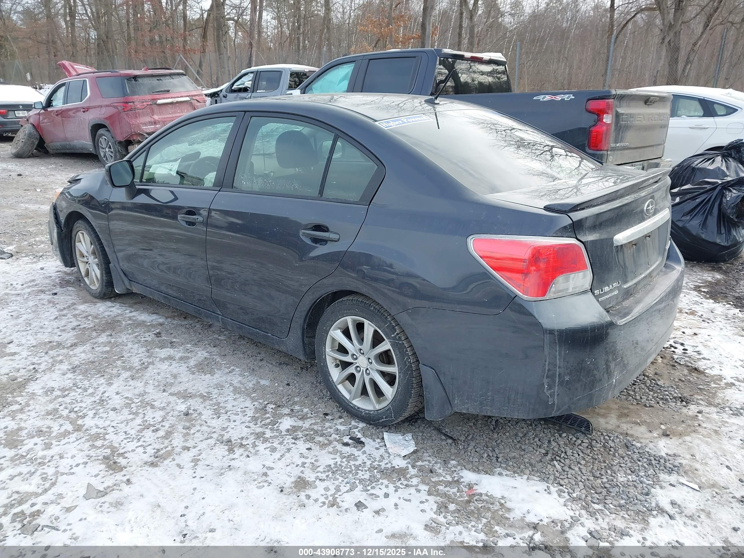 SUBARU IMPREZA image 3