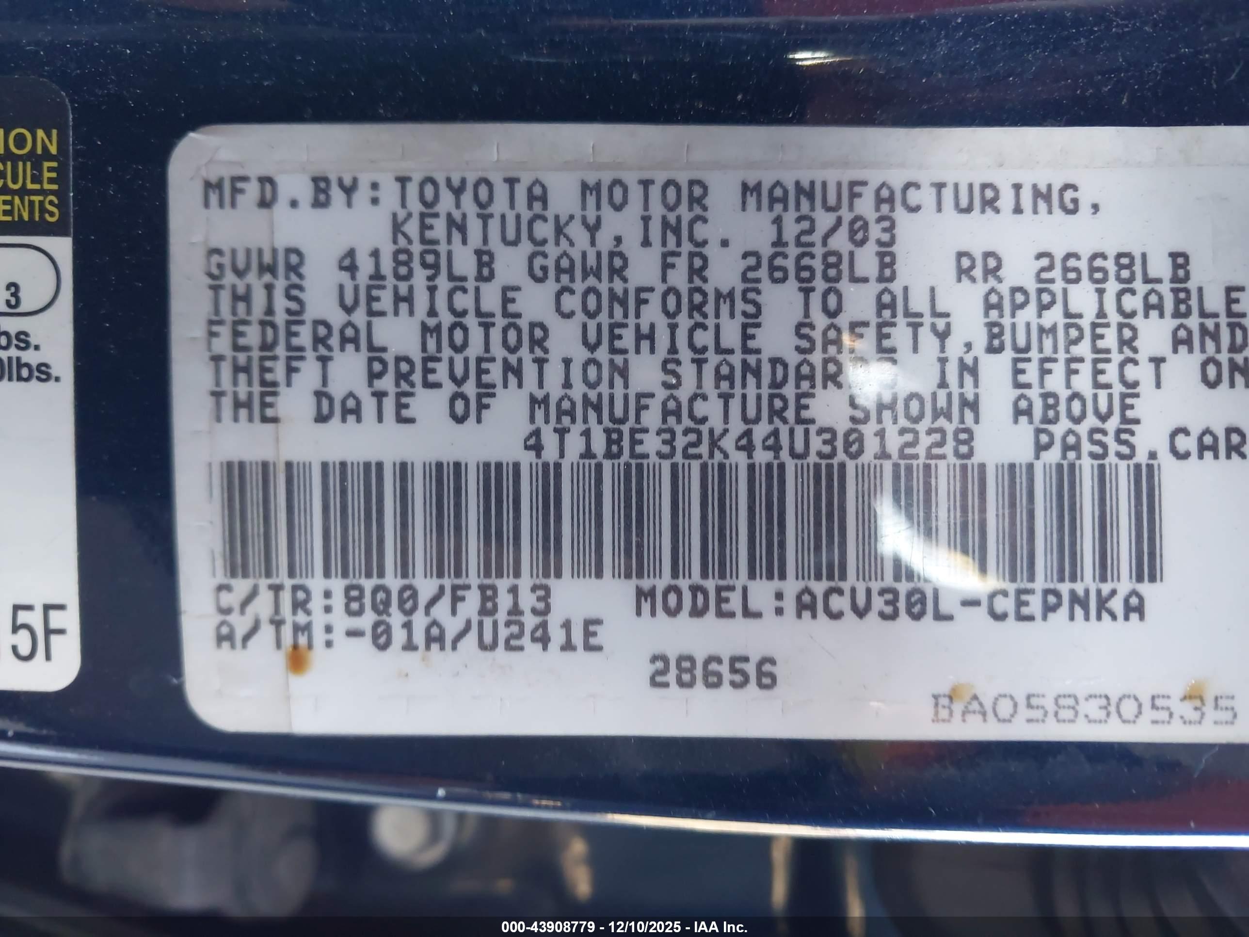 TOYOTA CAMRY image 9