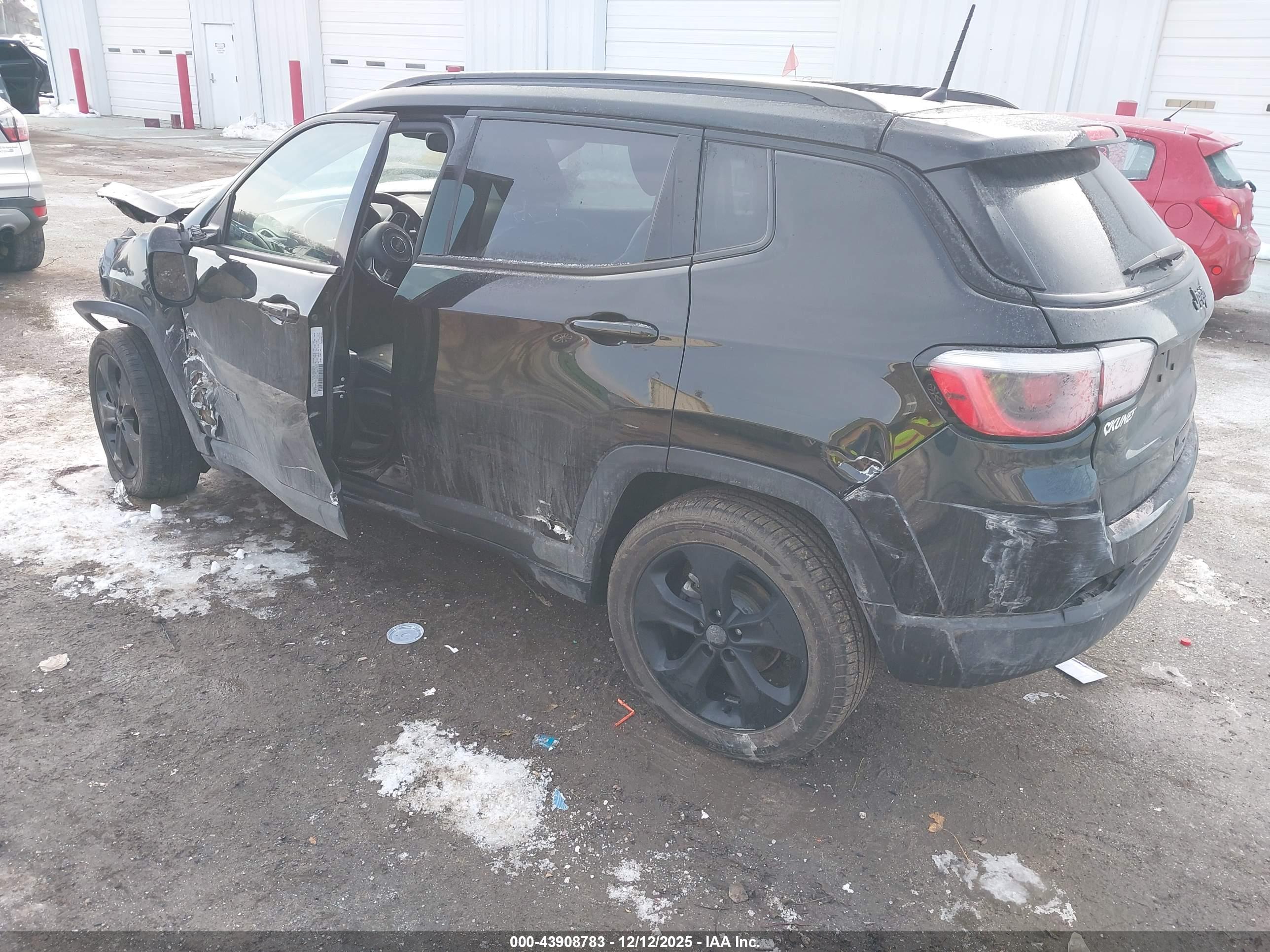 JEEP COMPASS image 3