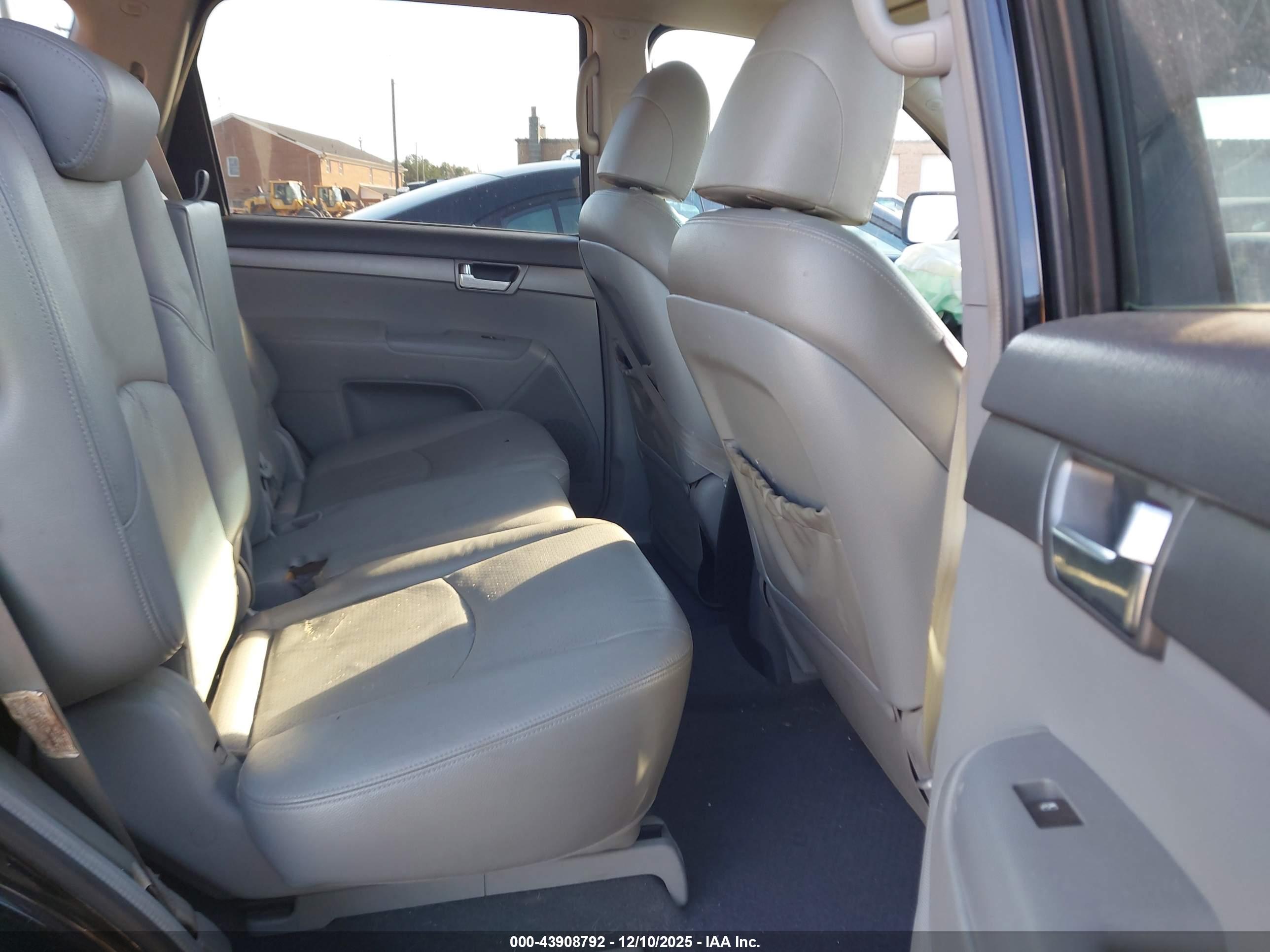 KIA BORREGO image 8