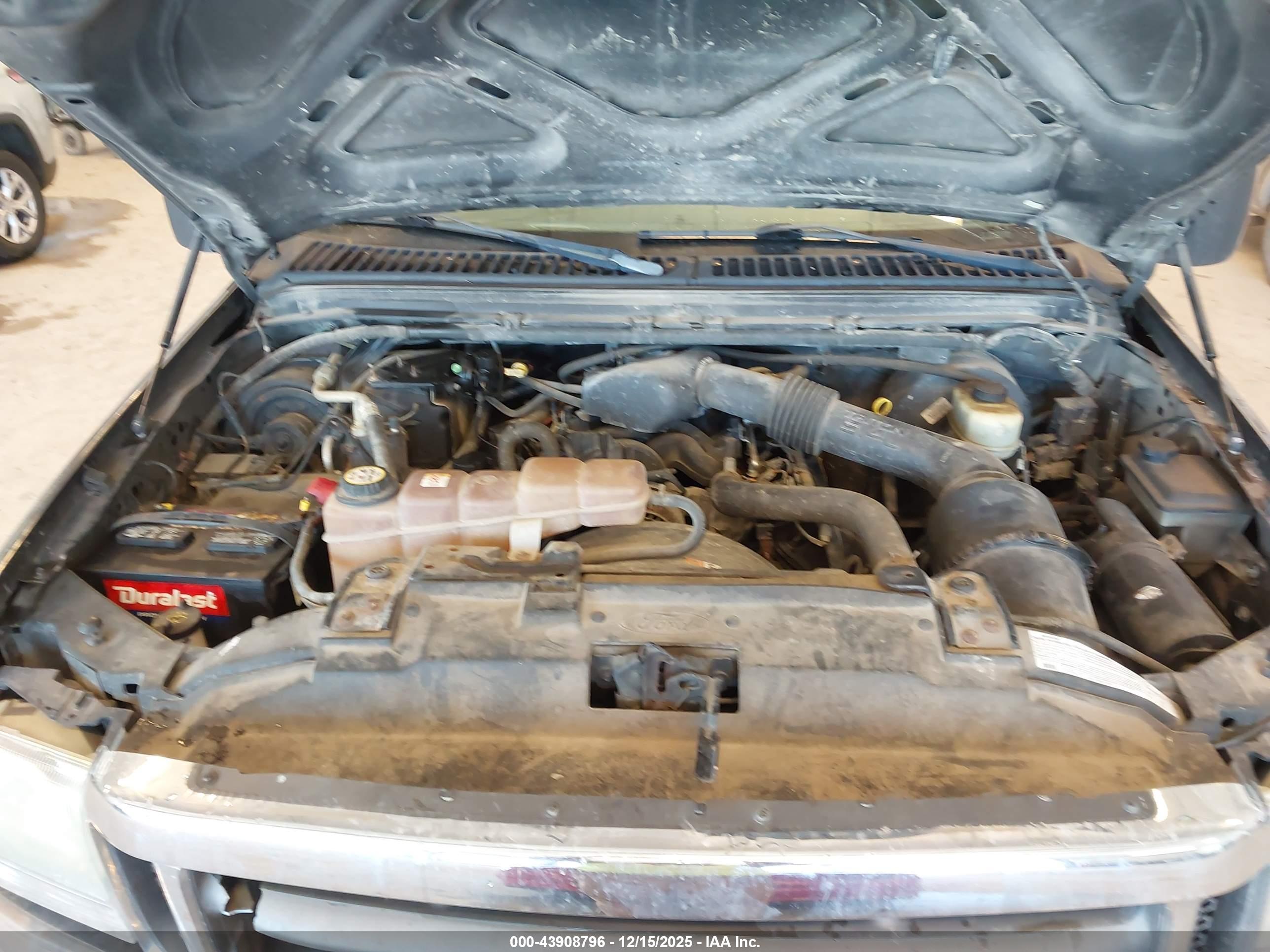 FORD F-250 image 10