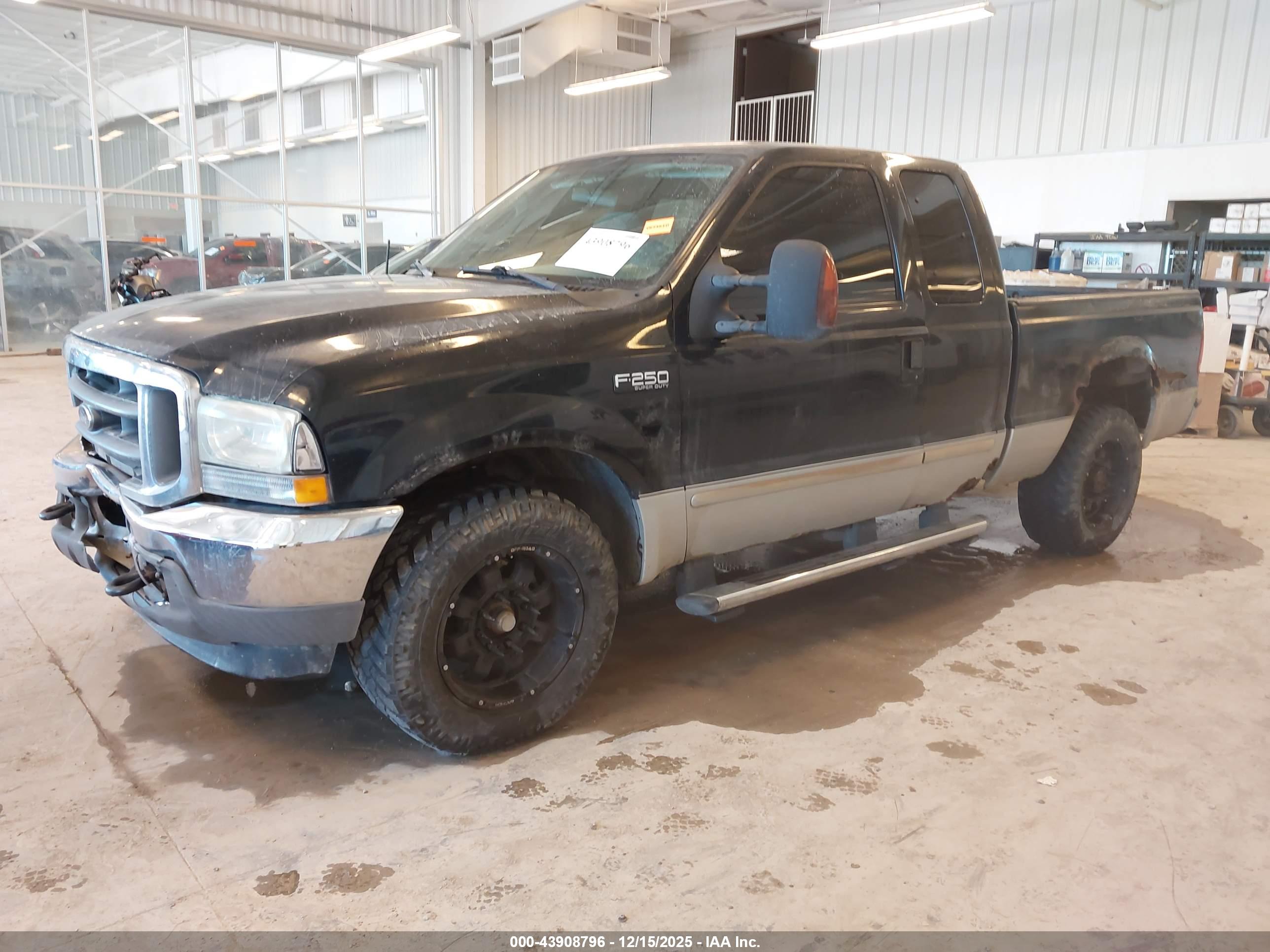 FORD F-250 image 2