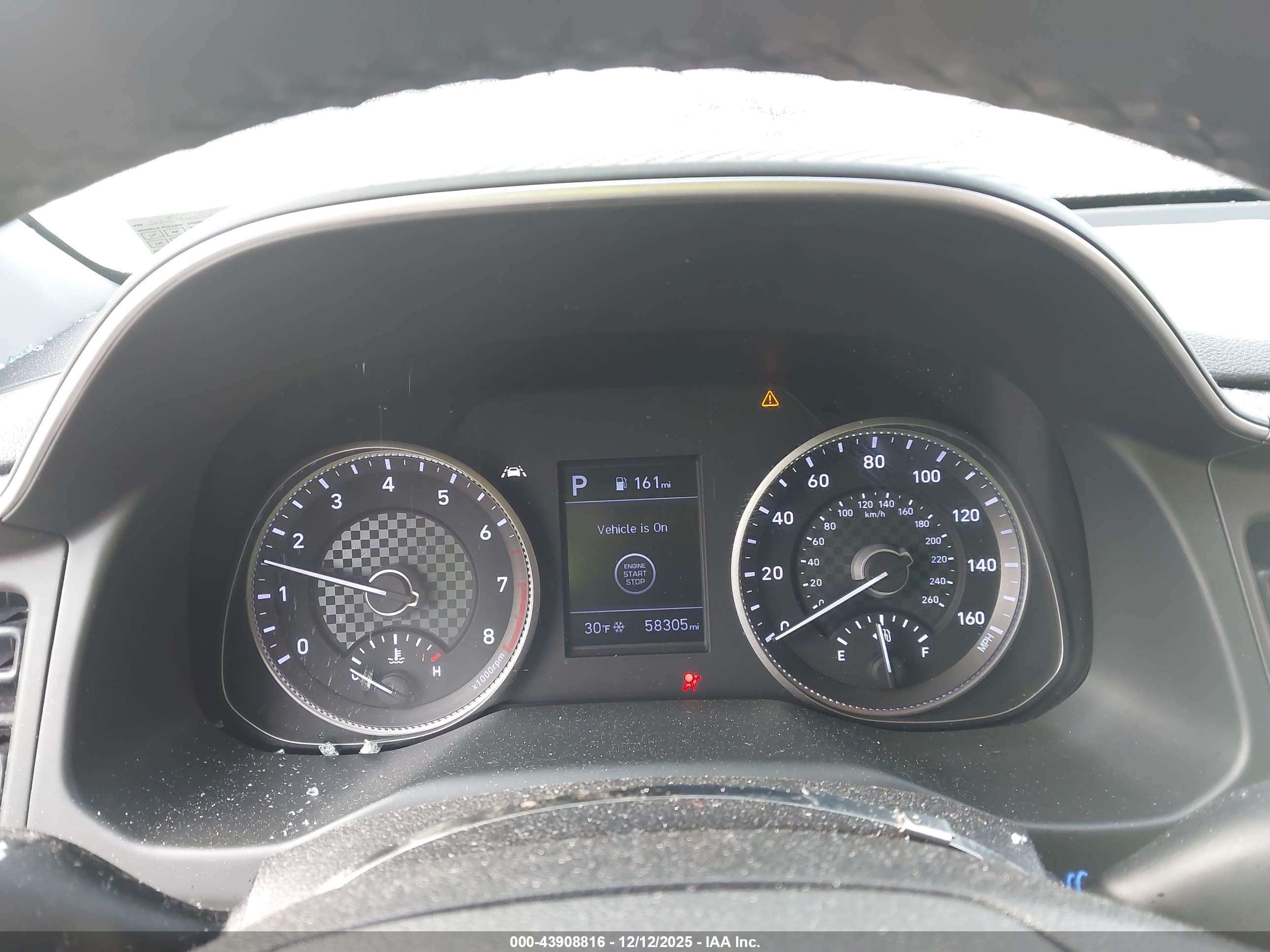 HYUNDAI ELANTRA image 7