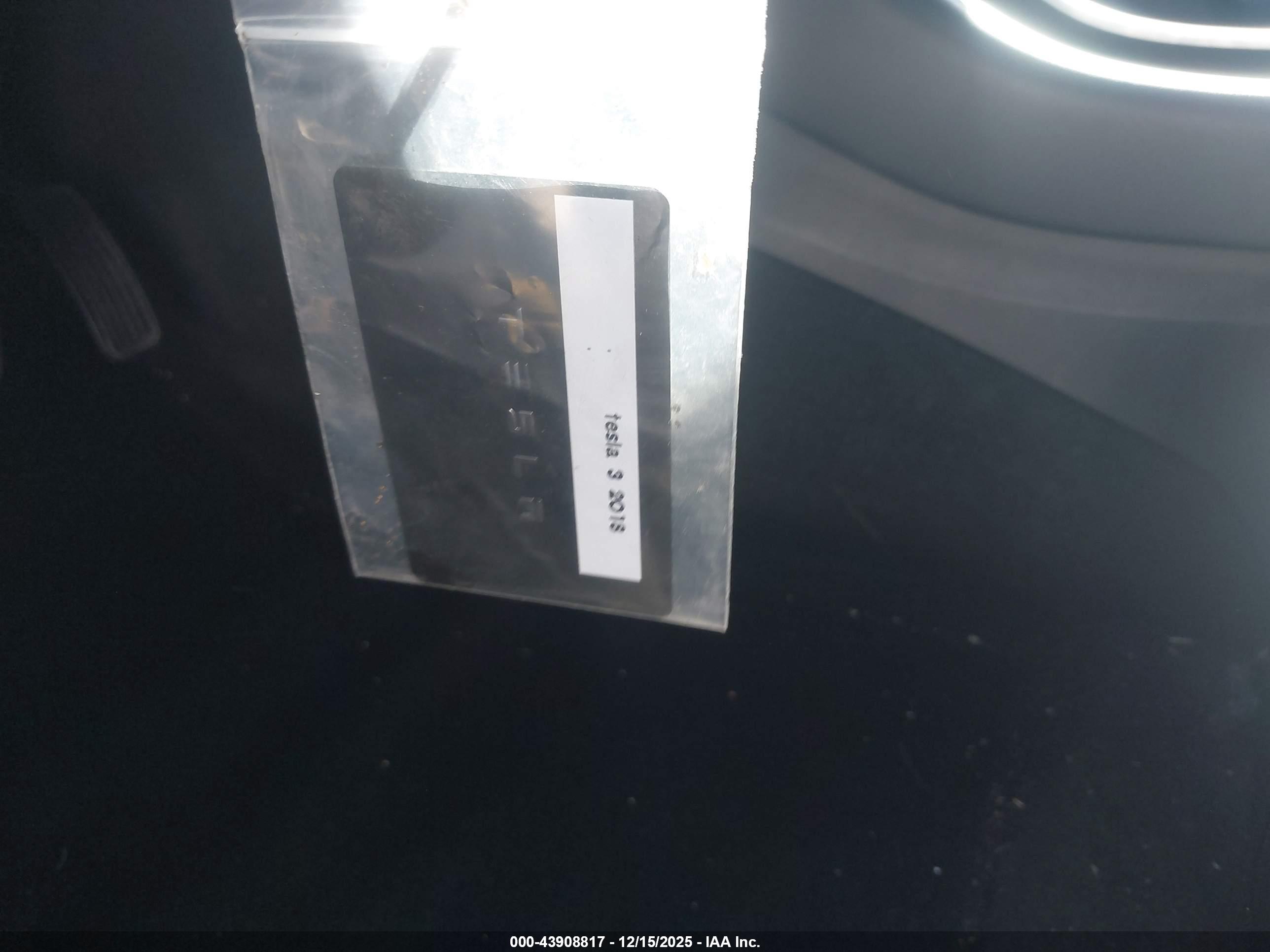 TESLA MODEL image 11