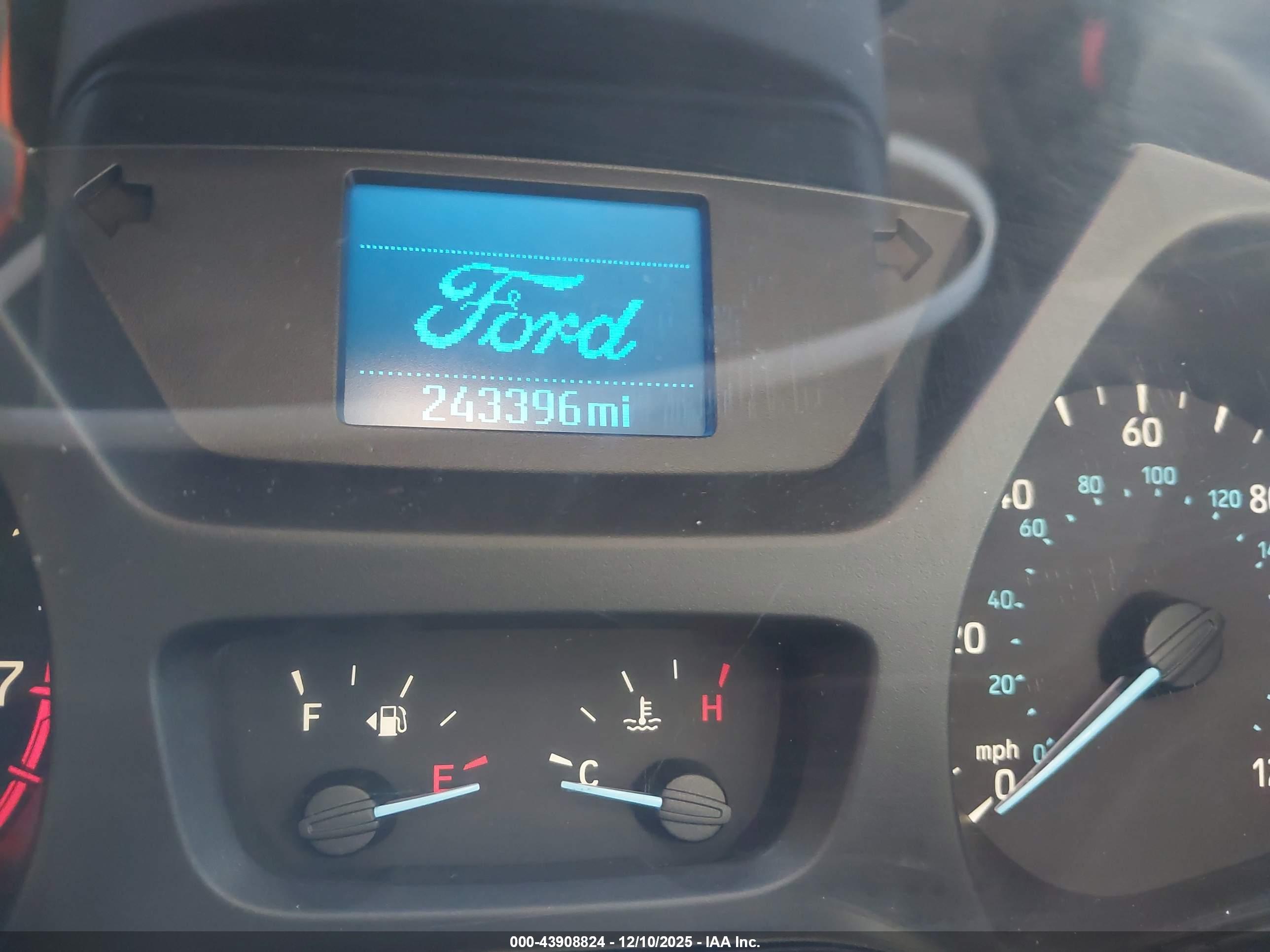 FORD TRANSIT-250 image 7