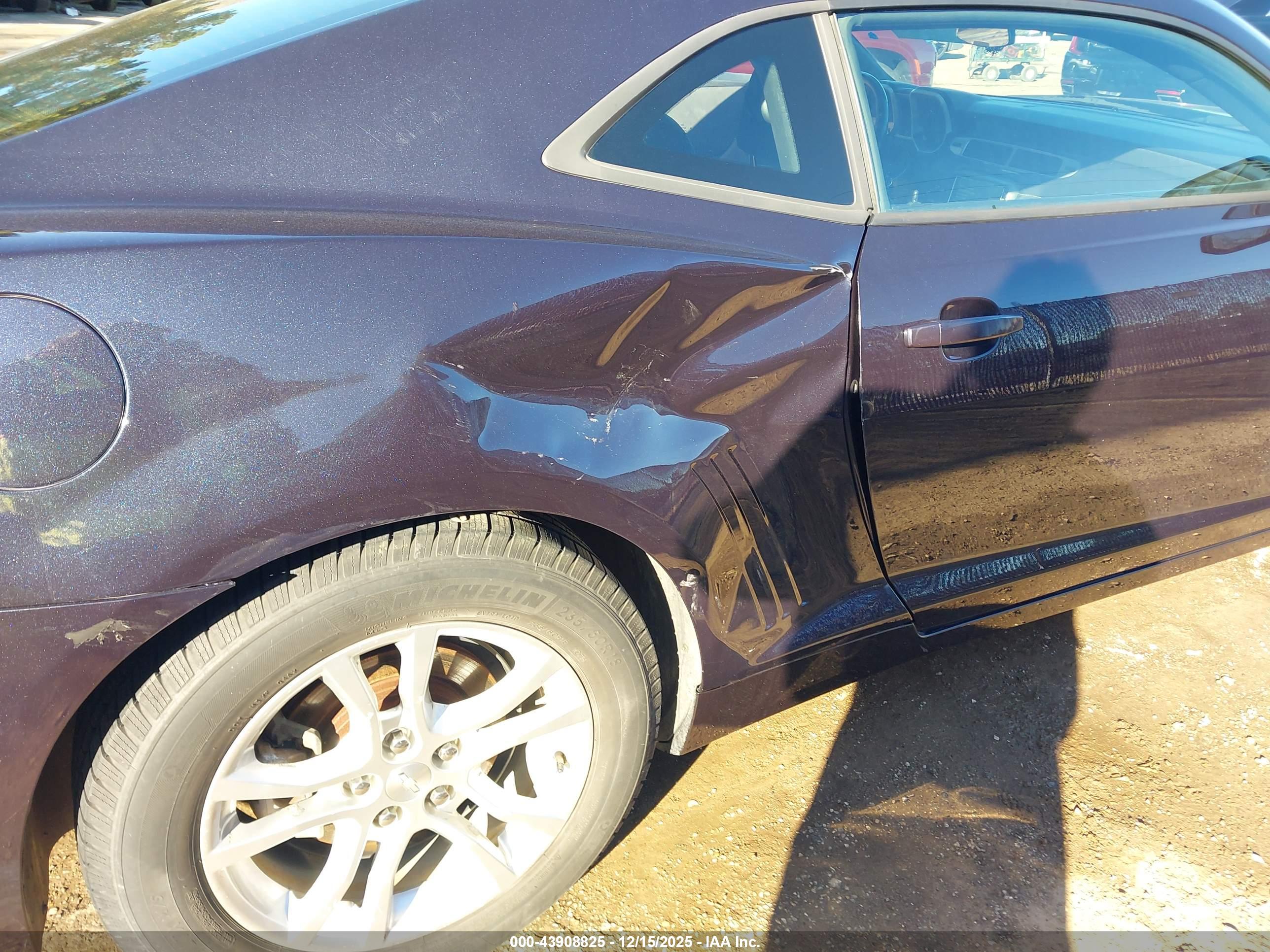 CHEVROLET CAMARO image 6